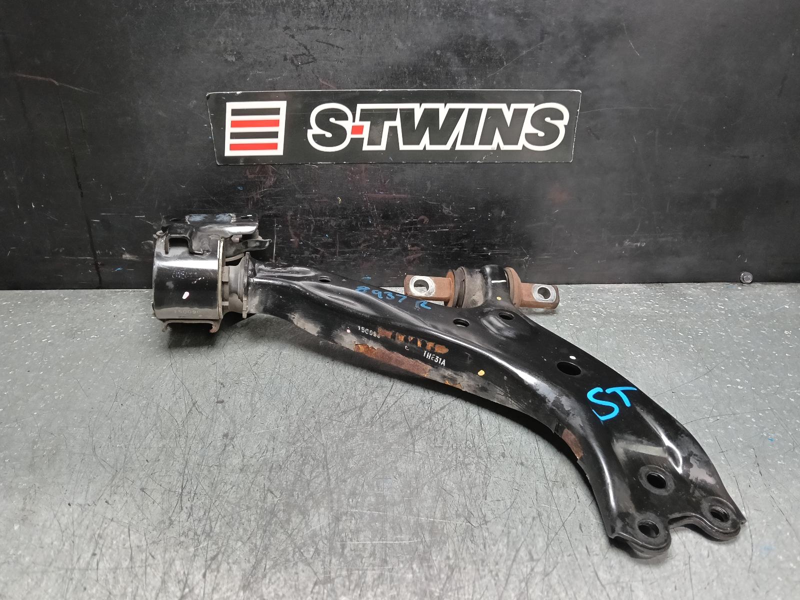 2016 HONDA CRV RIGHT FRONT LOWER CONTROL ARM RM, VTi/VTi-S, 11/12-04/17 0000388829