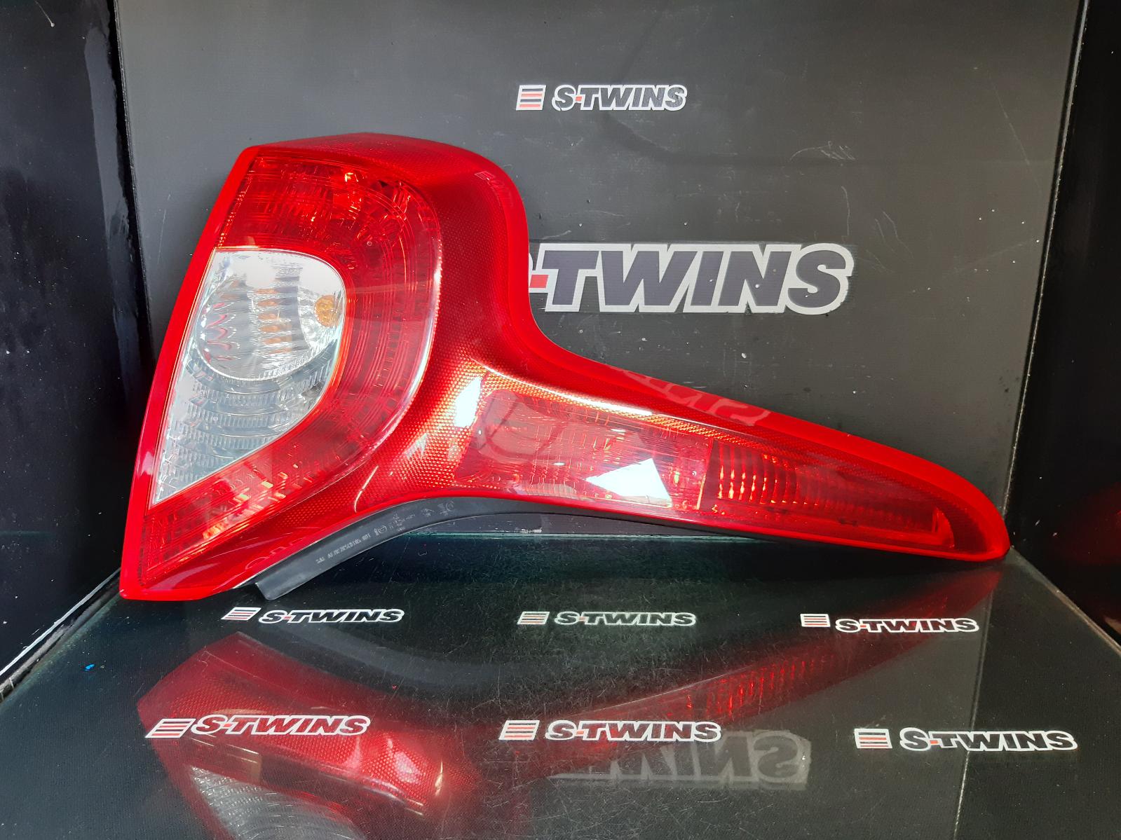 2011 VOLVO C30 LEFT TAILLIGHT 04/07-07/13 0000328841