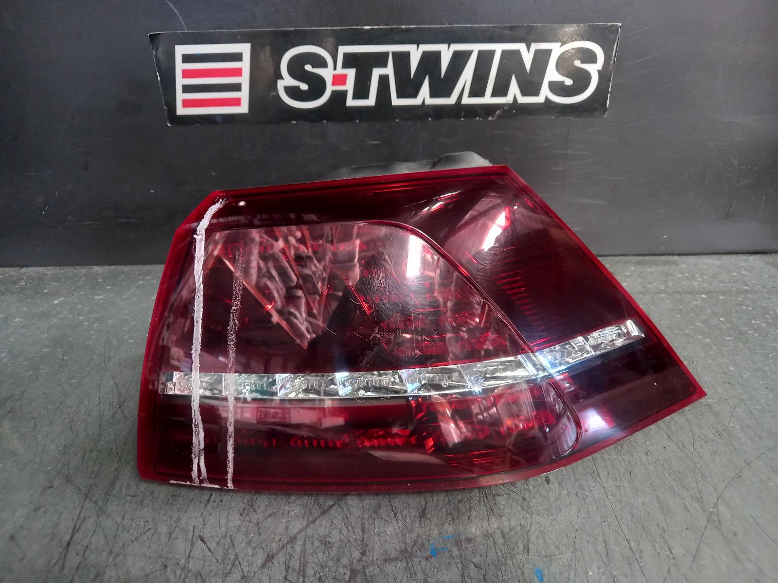 2015 VOLKSWAGEN GOLF RIGHT TAILLIGHT GEN 7, HATCH, R, LED TYPE, 11/12-03/17 0000374410