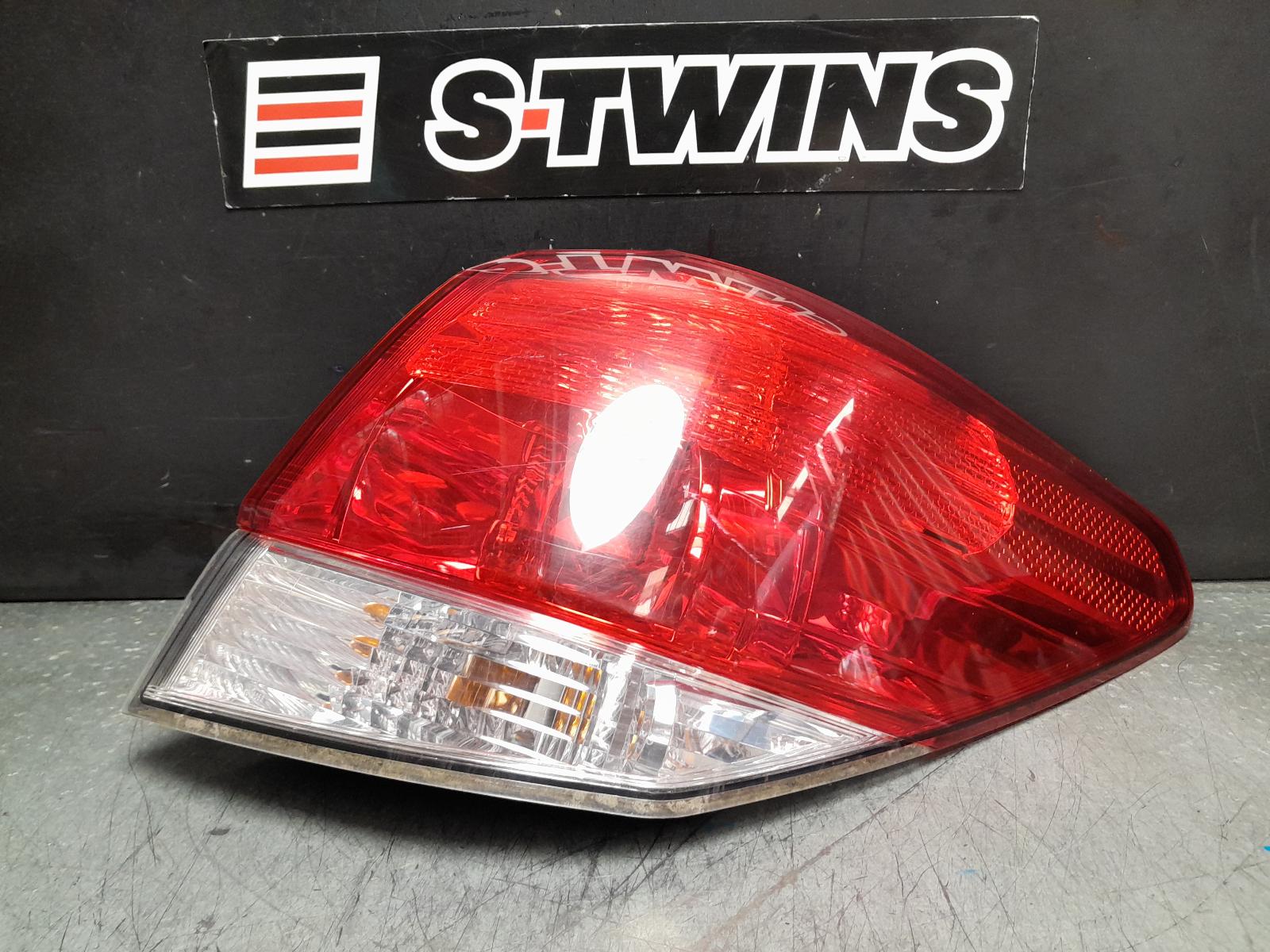 2009 SUBARU LIBERTY RIGHT TAILLIGHT 5TH GEN, WAGON, IN BODY, 07/09-11/14 0000379817