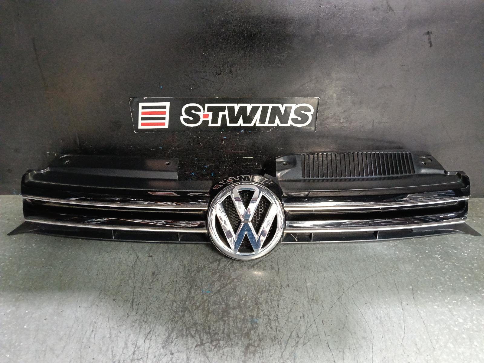 2013 VOLKSWAGEN GOLF GRILLE RADIATOR GRILLE, GEN 6, 5DR HATCH, BLACK/CHROME, 10/08-03/13 0000392656