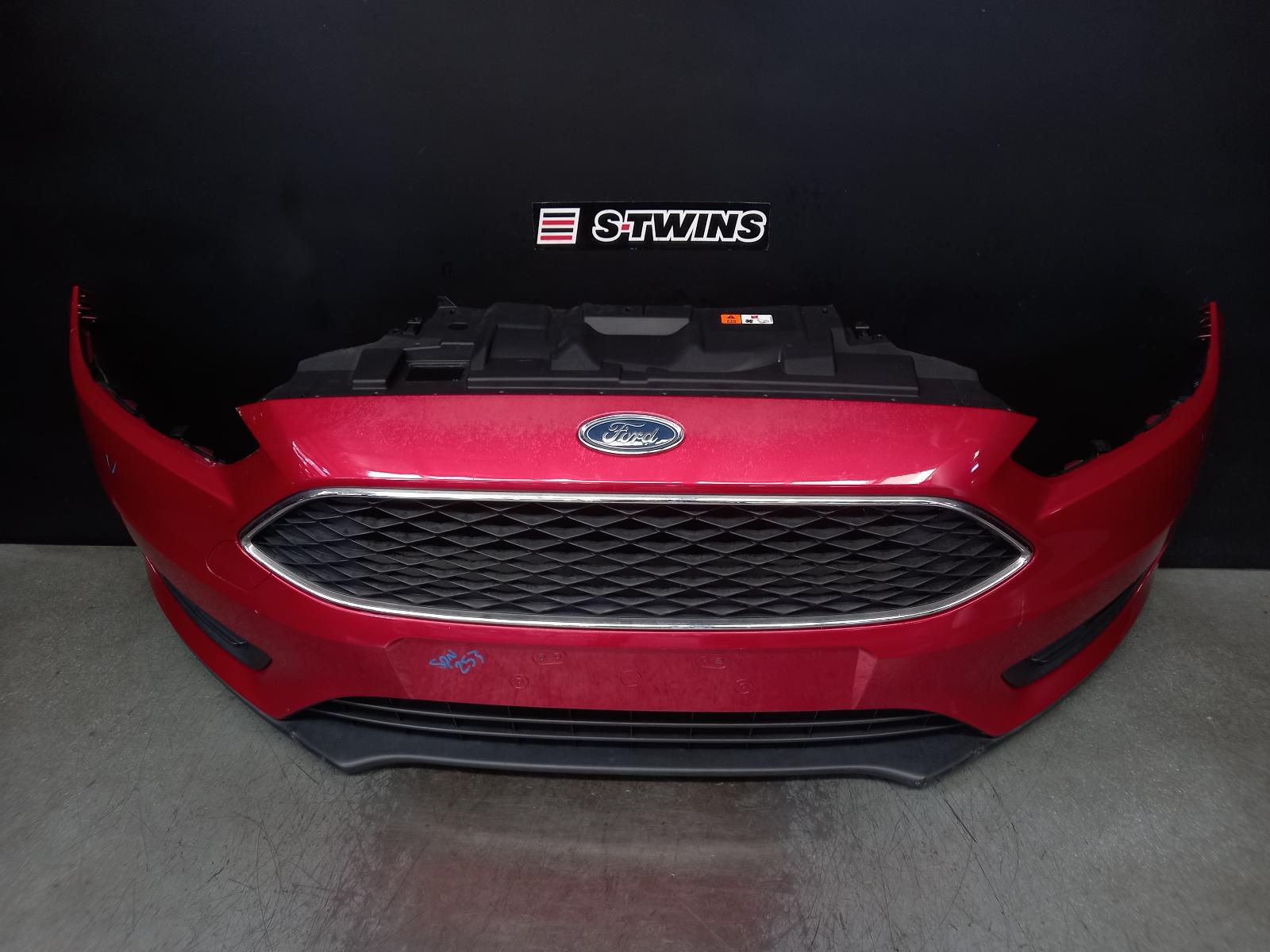 2015 FORD FOCUS FRONT BUMPER LZ, TREND/SPORT, NON PARK SENSOR TYPE, 07/15-11/18 0000372935
