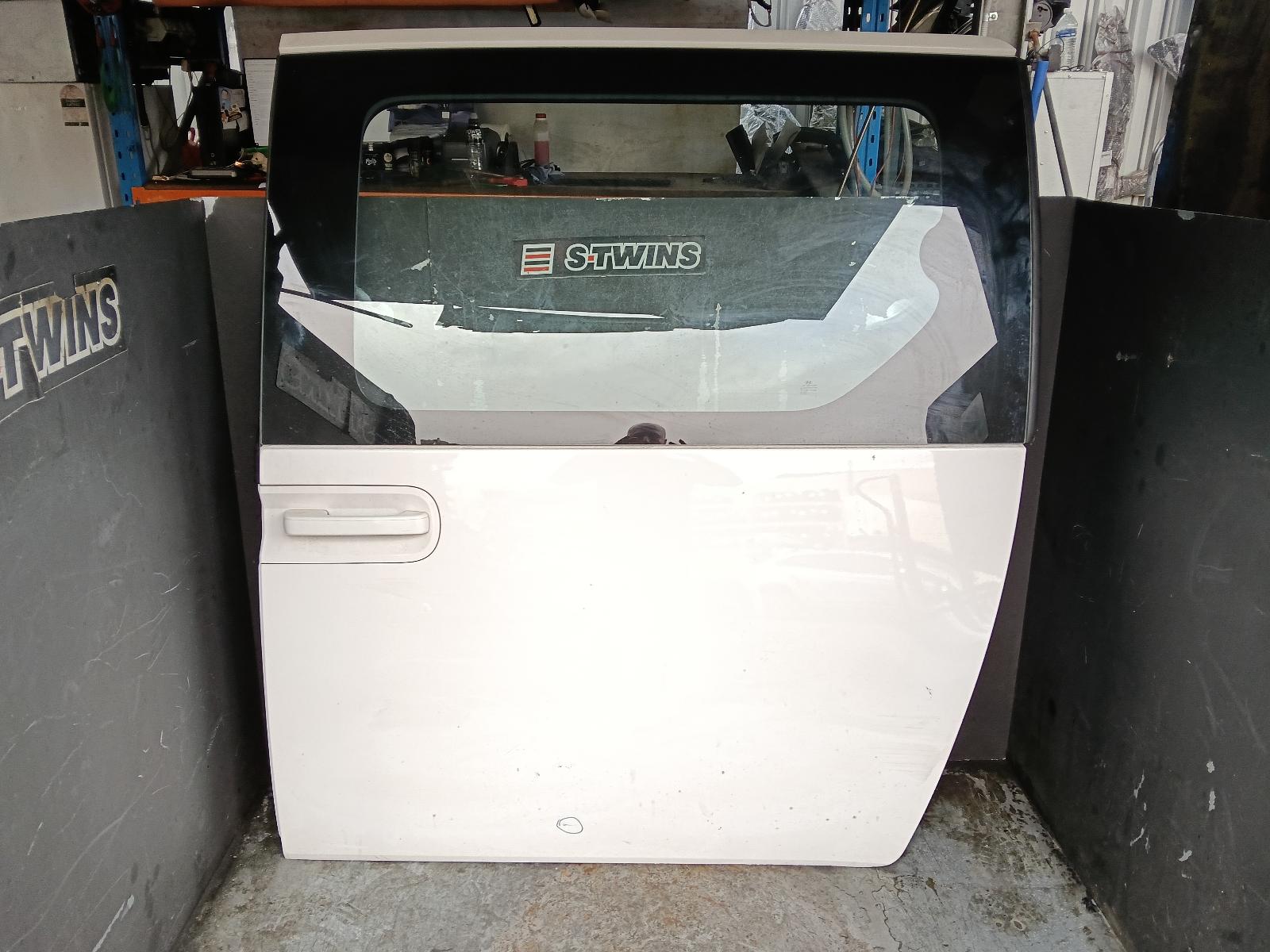 2024 HYUNDAI STARIA LEFT REAR DOOR SLIDING US4, WAGON, W/ WINDOW GLASS, POWER TYPE, 04/21- 0000403822