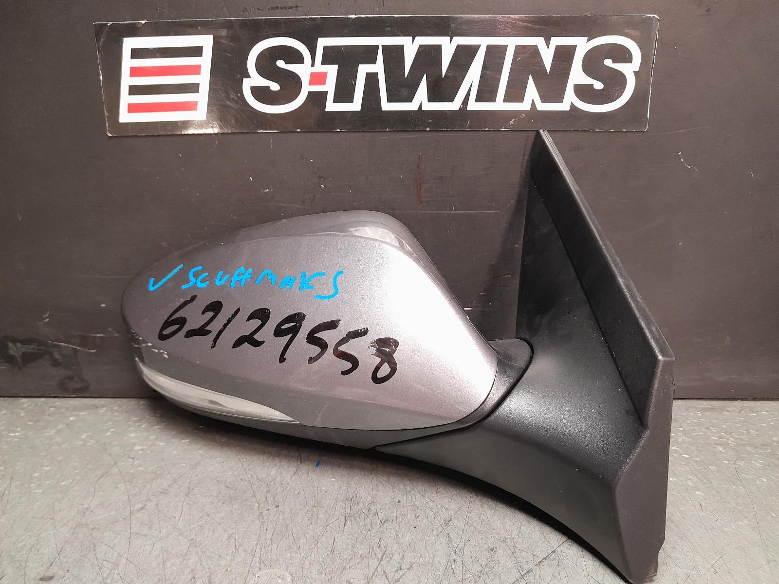 2016 HYUNDAI ACCENT RIGHT DOOR MIRROR RB, W/ ELECT ADJ, MANUAL FOLD, HEATED, INDICATOR TYPE, 05/11-12/19 0000379255