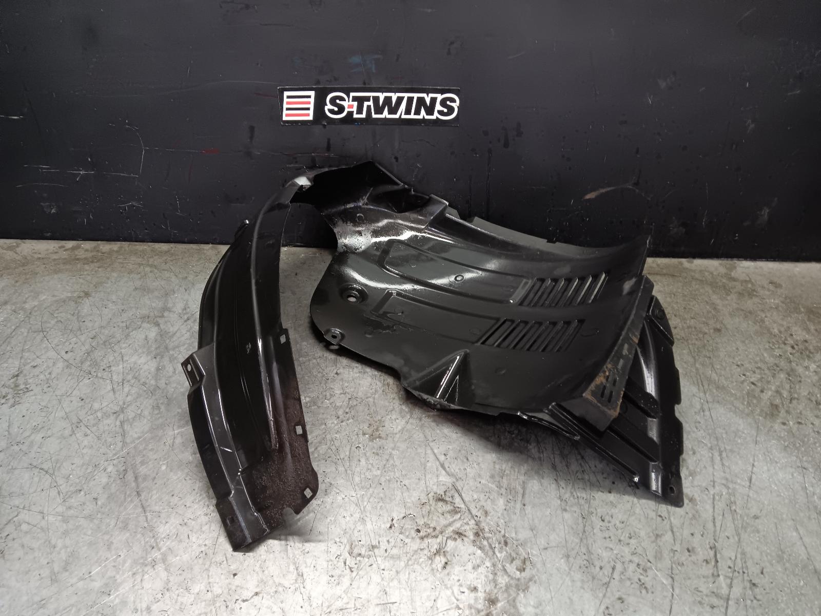 2016 HYUNDAI ILOAD/IMAX RIGHT GUARD LINER TQ, iLOAD/iMAX, FRONT, 11/07-02/18 0000410680