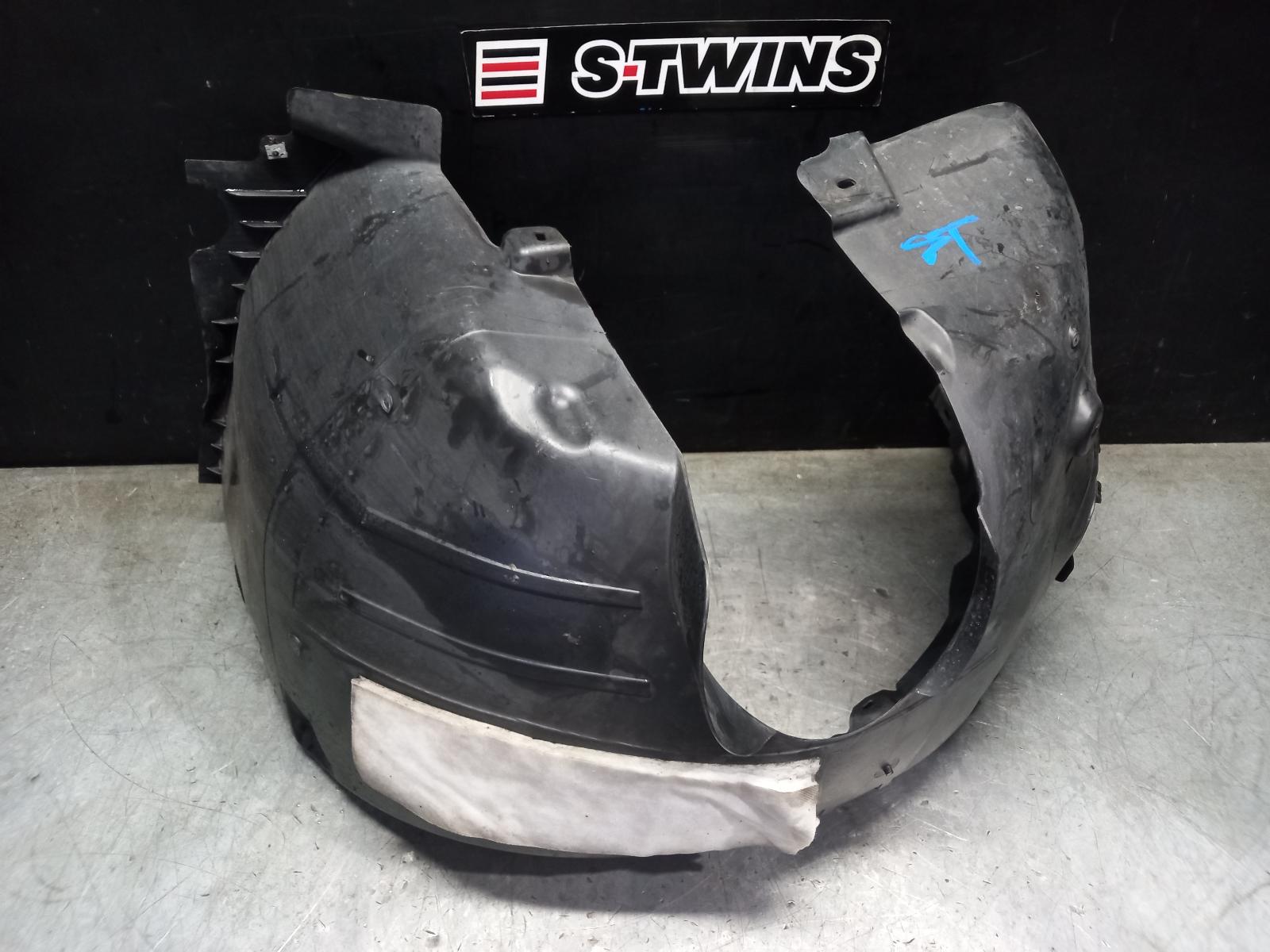 2016 VOLKSWAGEN PASSAT RIGHT GUARD LINER B8/MK7, FRONT, 06/15-05/23 0000400956