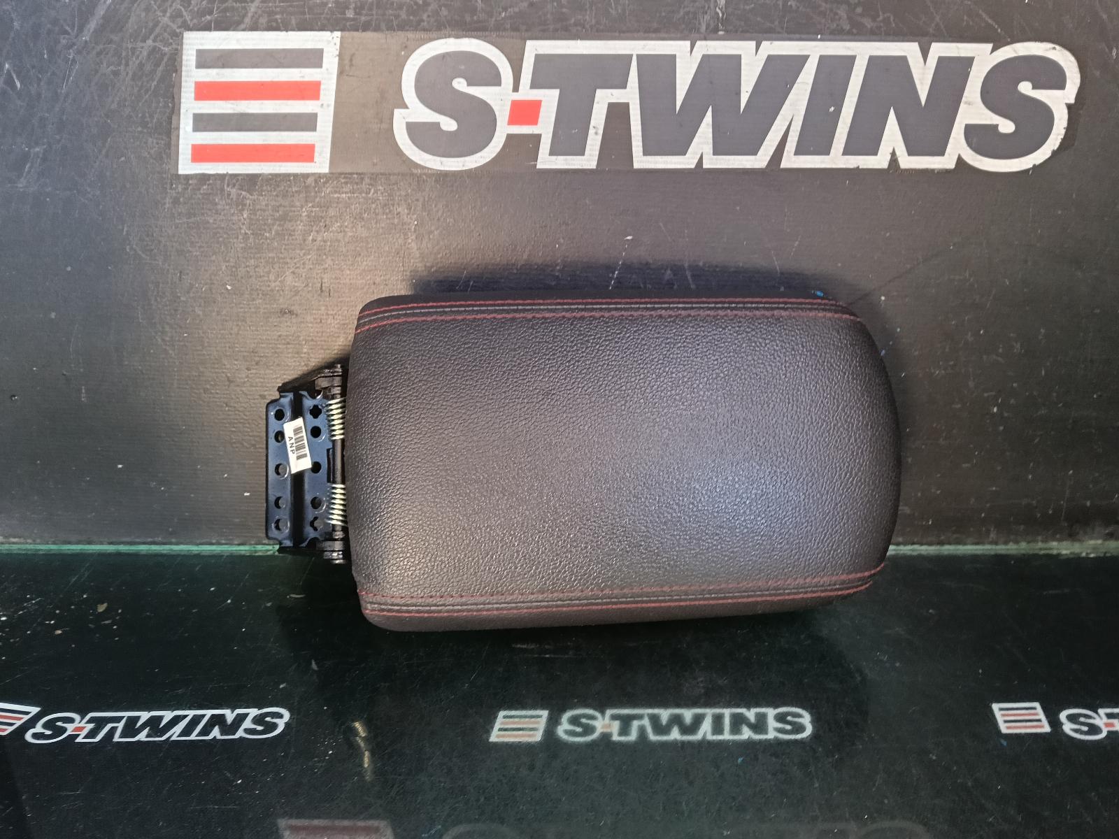 2022 HYUNDAI I30 CONSOLE PD, CONSOLE LID ONLY, HATCH, W/ RED STICHING, 03/17- 0000404571