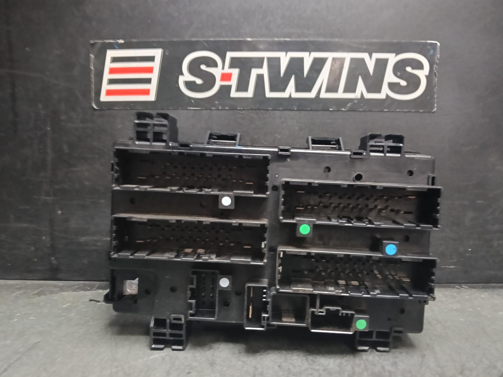2015 JEEP GRANDCHEROKEE FUSE BOX ENGINE BAY, PETROL, 3.6, WK, 03/13-09/16 0000413573