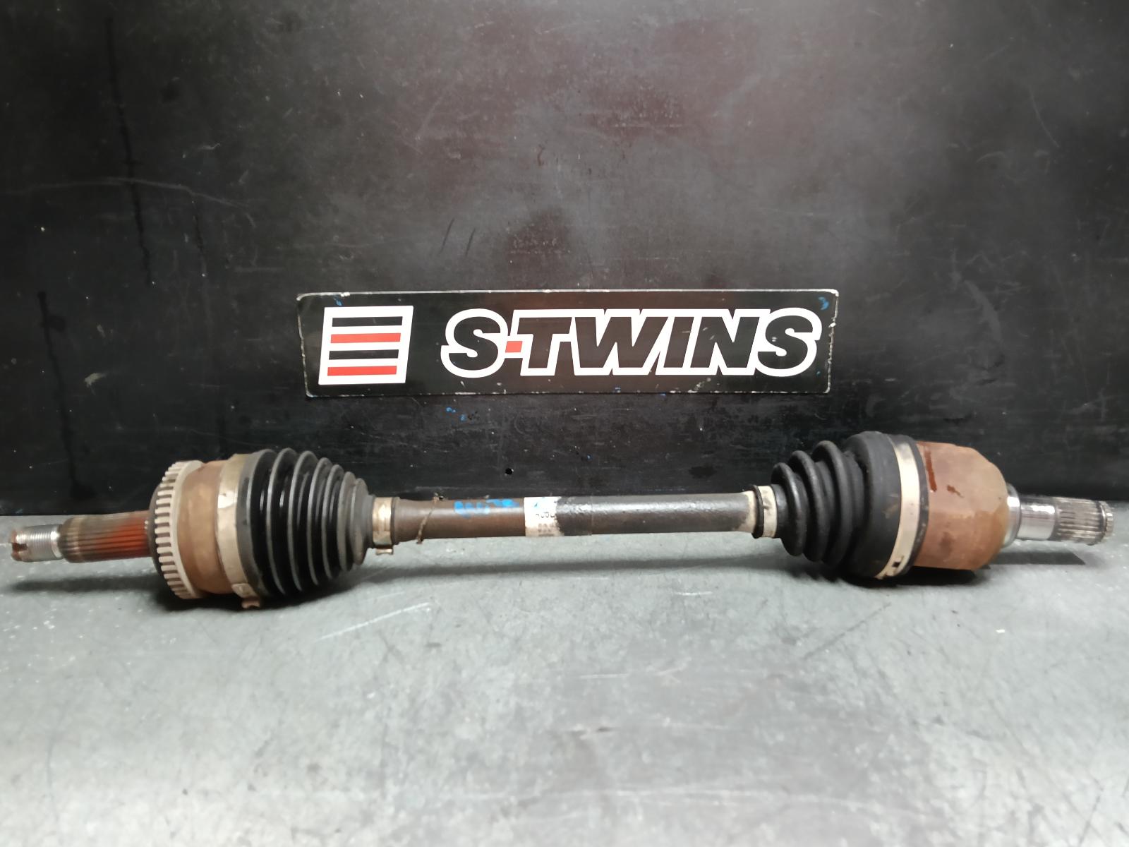 2013 HYUNDAI I30 LEFT DRIVESHAFT AUTO T/M, DIESEL, 1.6, 3DR HATCH/WAGON, GD, 02/12-03/15 0000409898