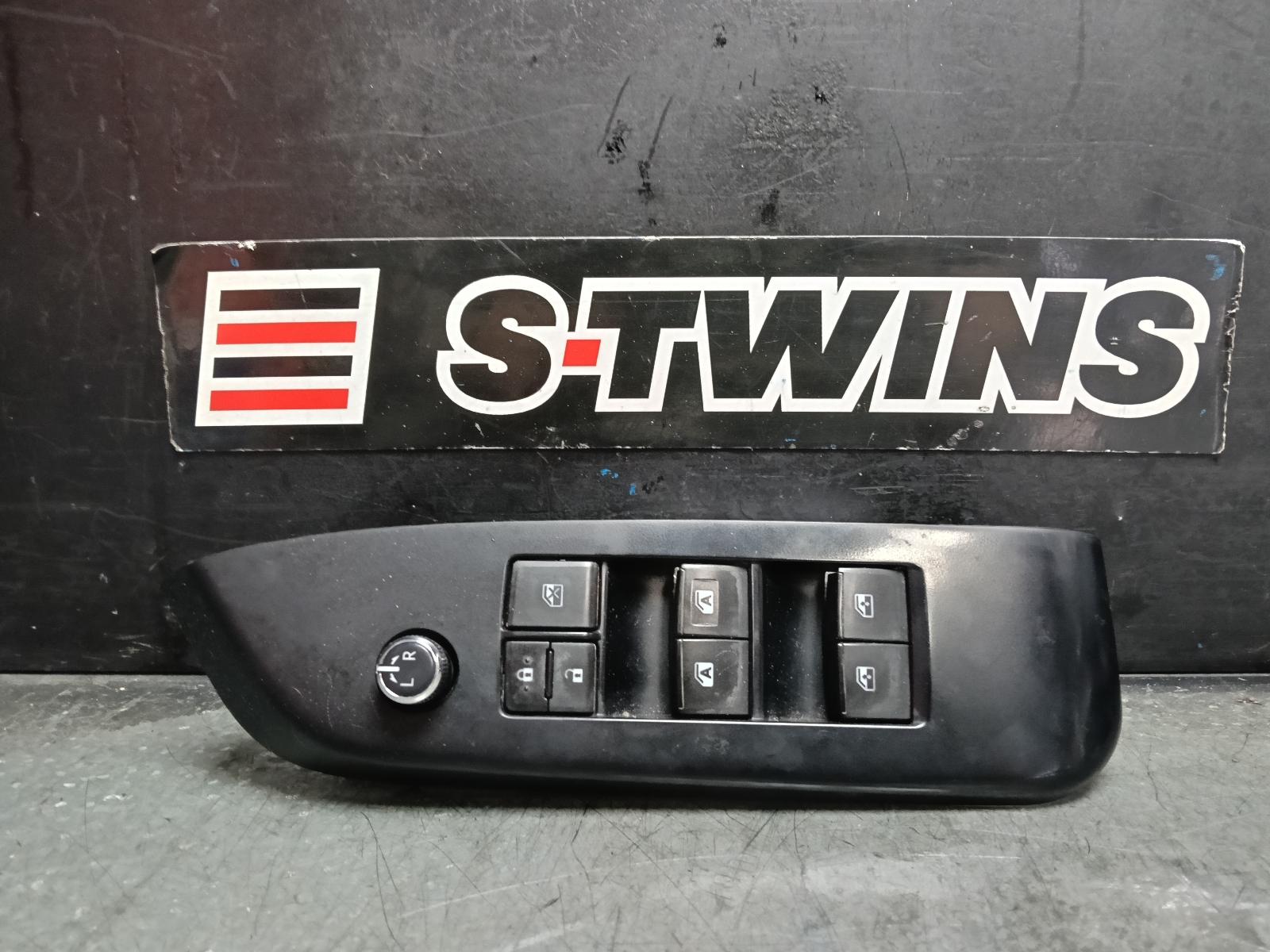 2017 TOYOTA KLUGER PWR DR WIND SWITCH RH FRONT (MASTER SWITCH), GSU50/GSU55, 12/13-02/21 0000410848