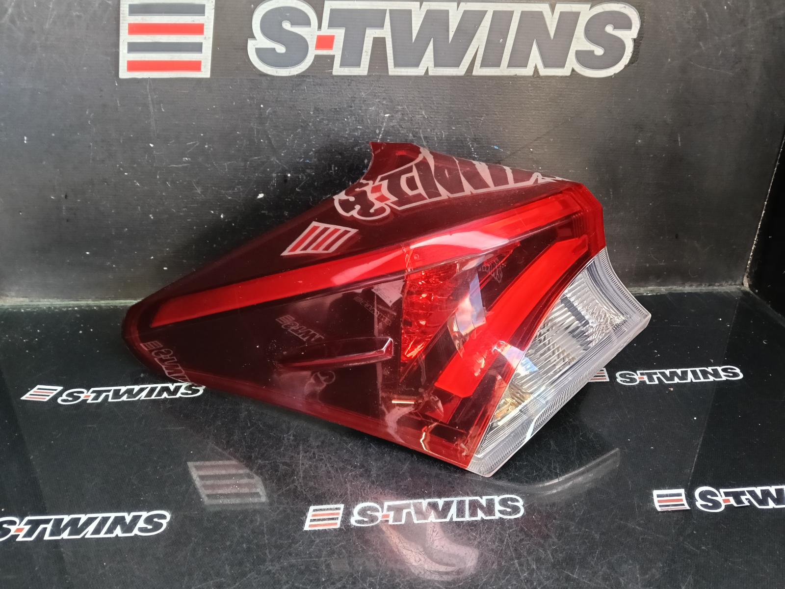 2015 TOYOTA COROLLA LEFT TAILLIGHT ZRE182R/ZWE186R, HATCH, 03/15-06/18 0000412167