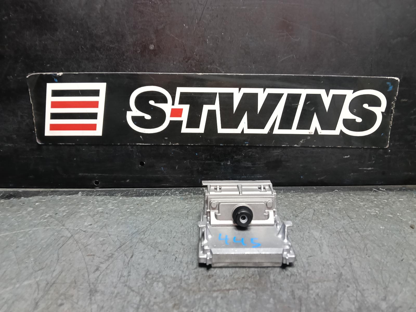 2021 NISSAN JUKE REVERSE CAMERA F16, FRONT CAMERA (WINDSCREEN MOUNTED), 03/20- 0000415652