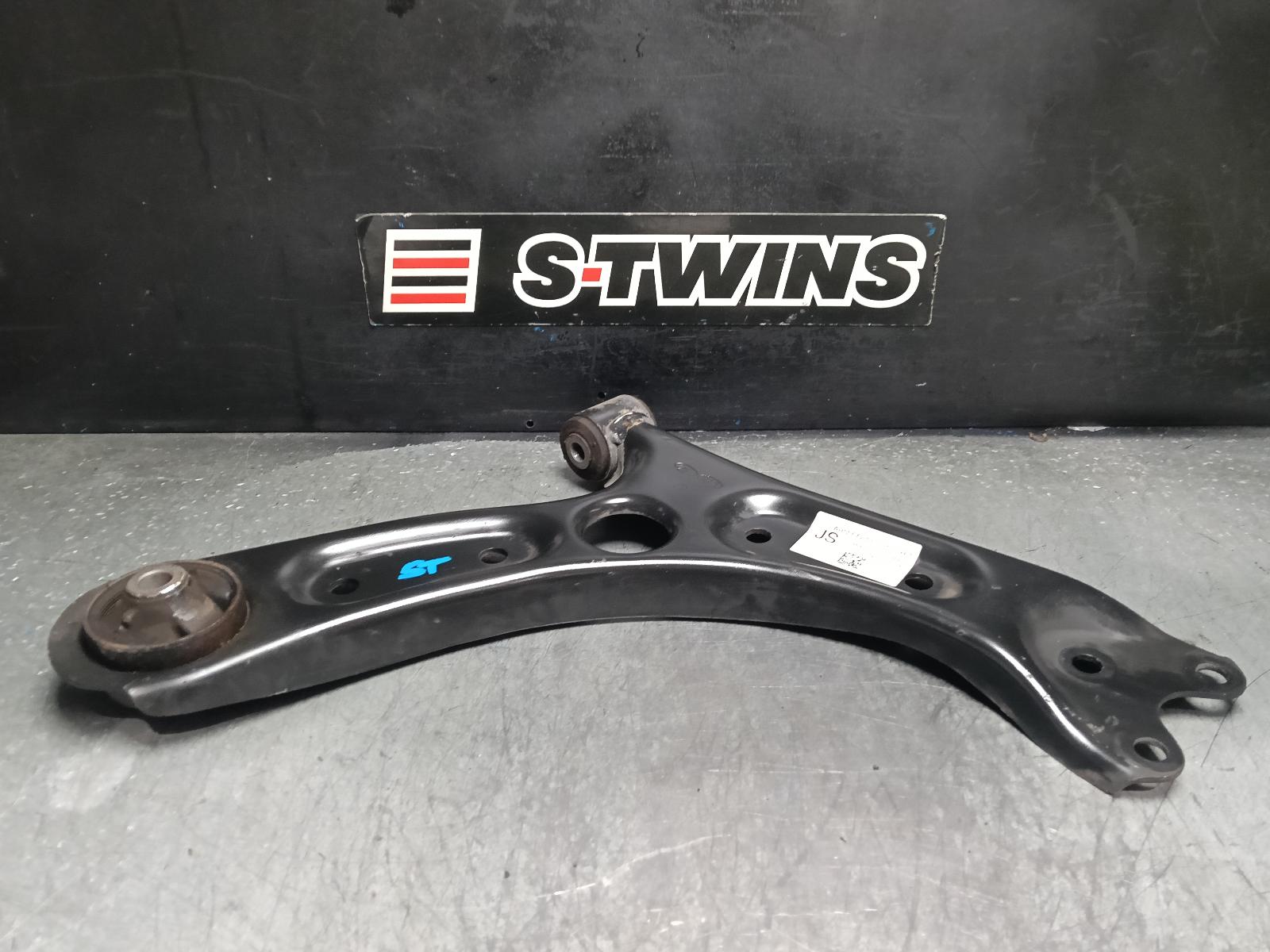 2020 HYUNDAI VELOSTER RIGHT FRONT LOWER CONTROL ARM JS, 06/19-07/21 0000406300
