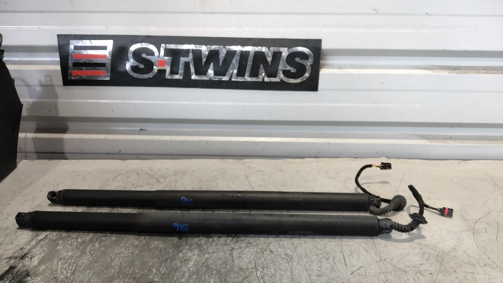 2016 SKODA SUPERB HATCH STRUT NP, 03/16-06/24 0000405473