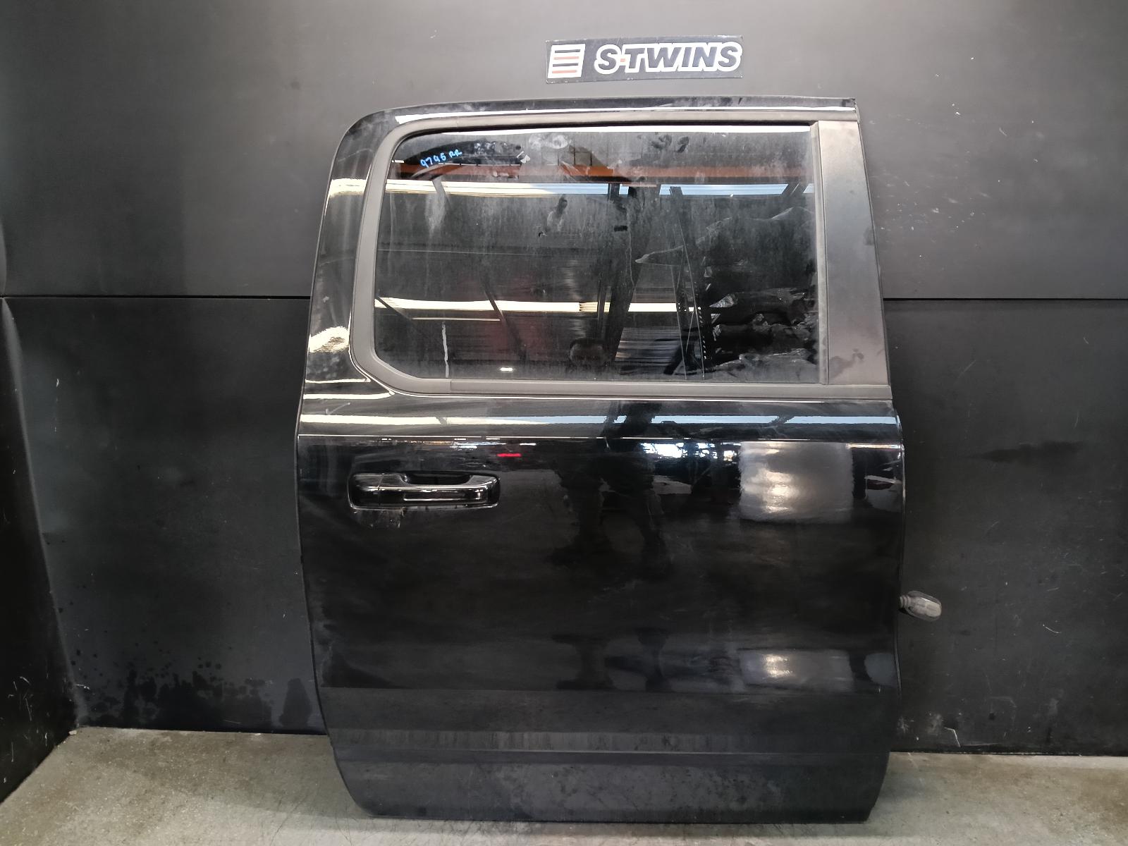 2021 RAM 1500 RIGHT REAR DOOR SLIDING DT, 10/20- 0000412592