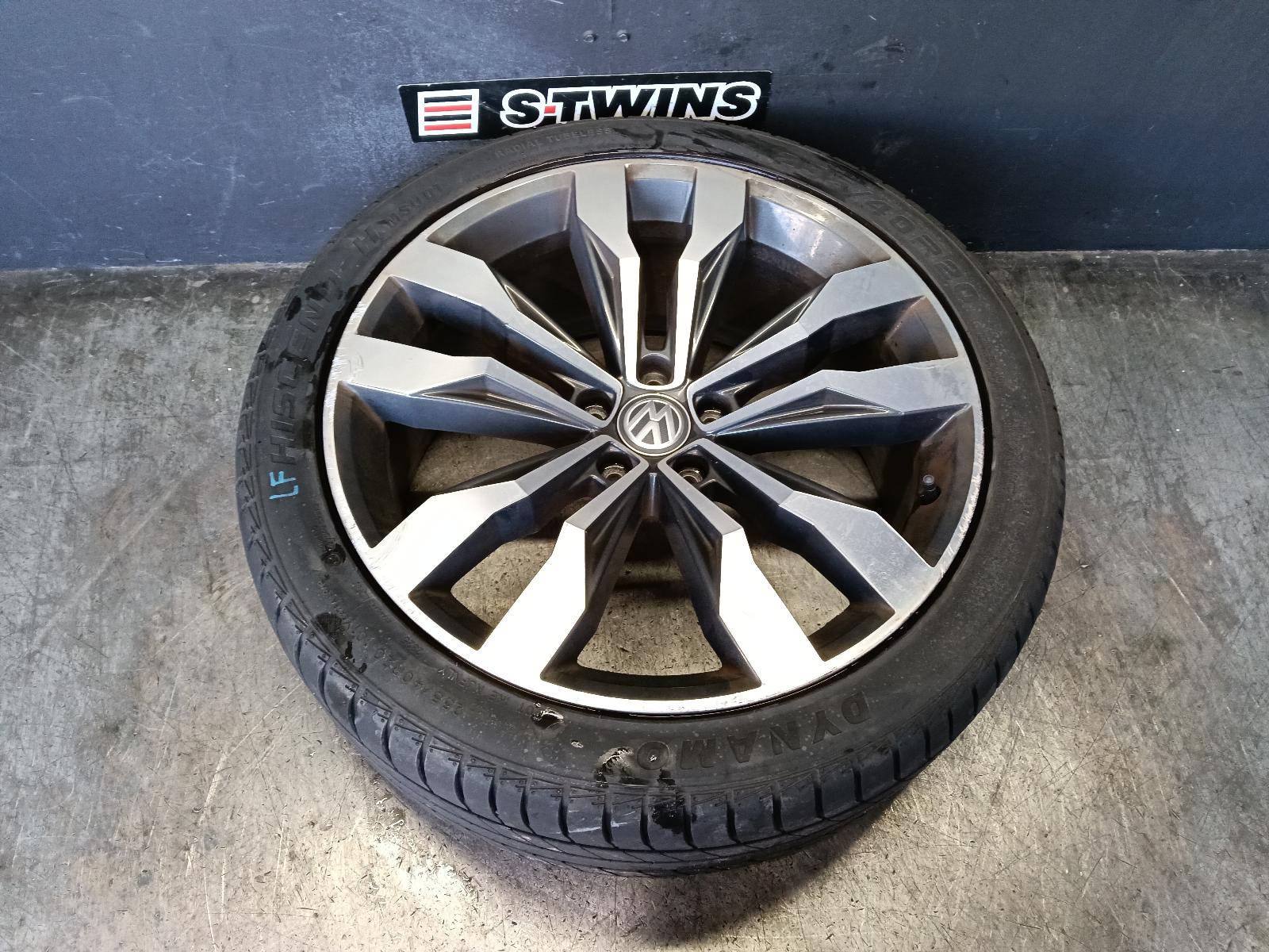 2017 VOLKSWAGEN TIGUAN WHEEL MAG FACTORY, 20X8IN, SUZUKA, BI-COLOUR, BLACK/ALUMINUM, 5NA, 06/16-02/24 0000417280