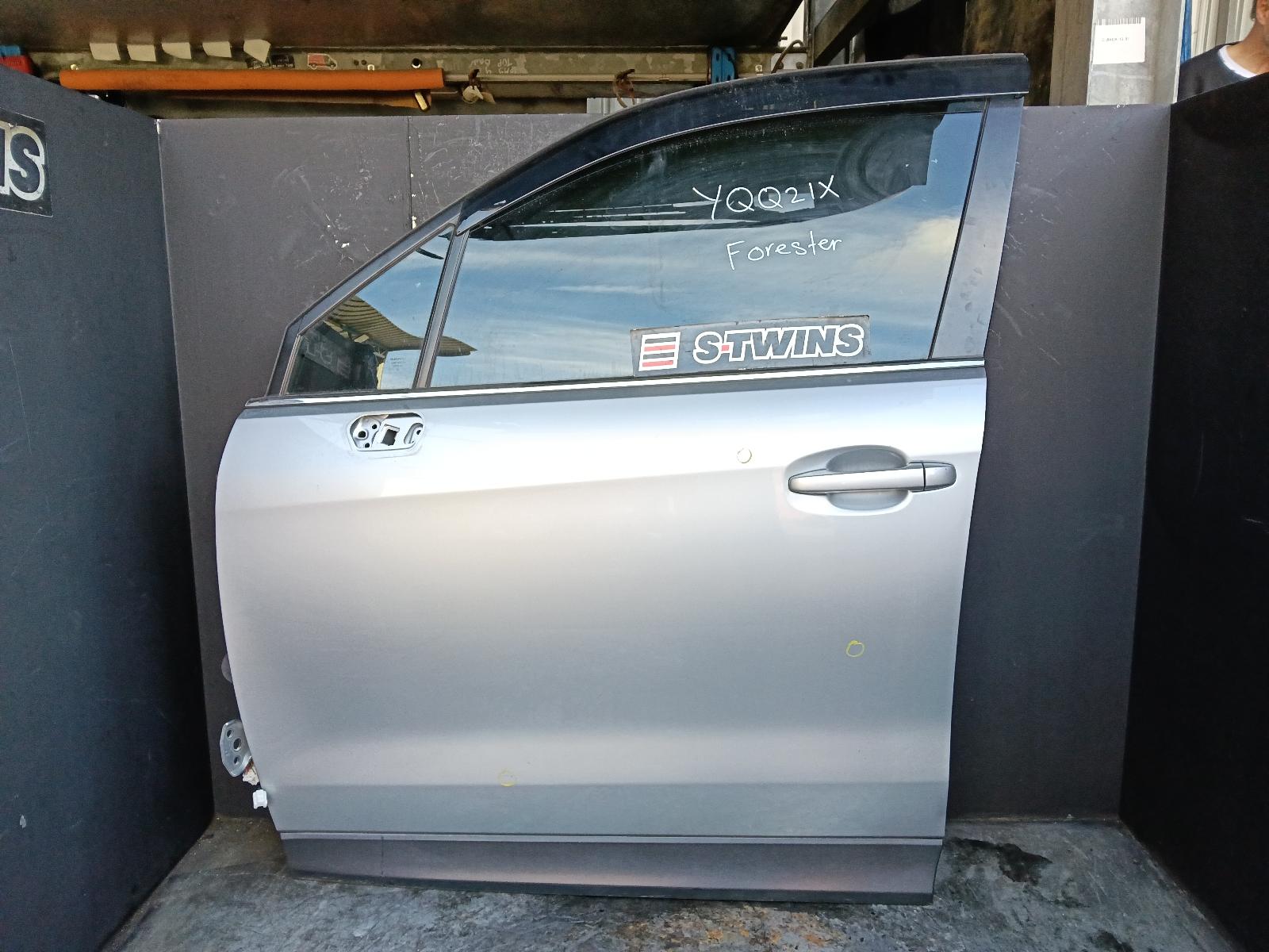 2015 SUBARU FORESTER LEFT FRONT DOOR SJ, 12/12-08/18 0000417883