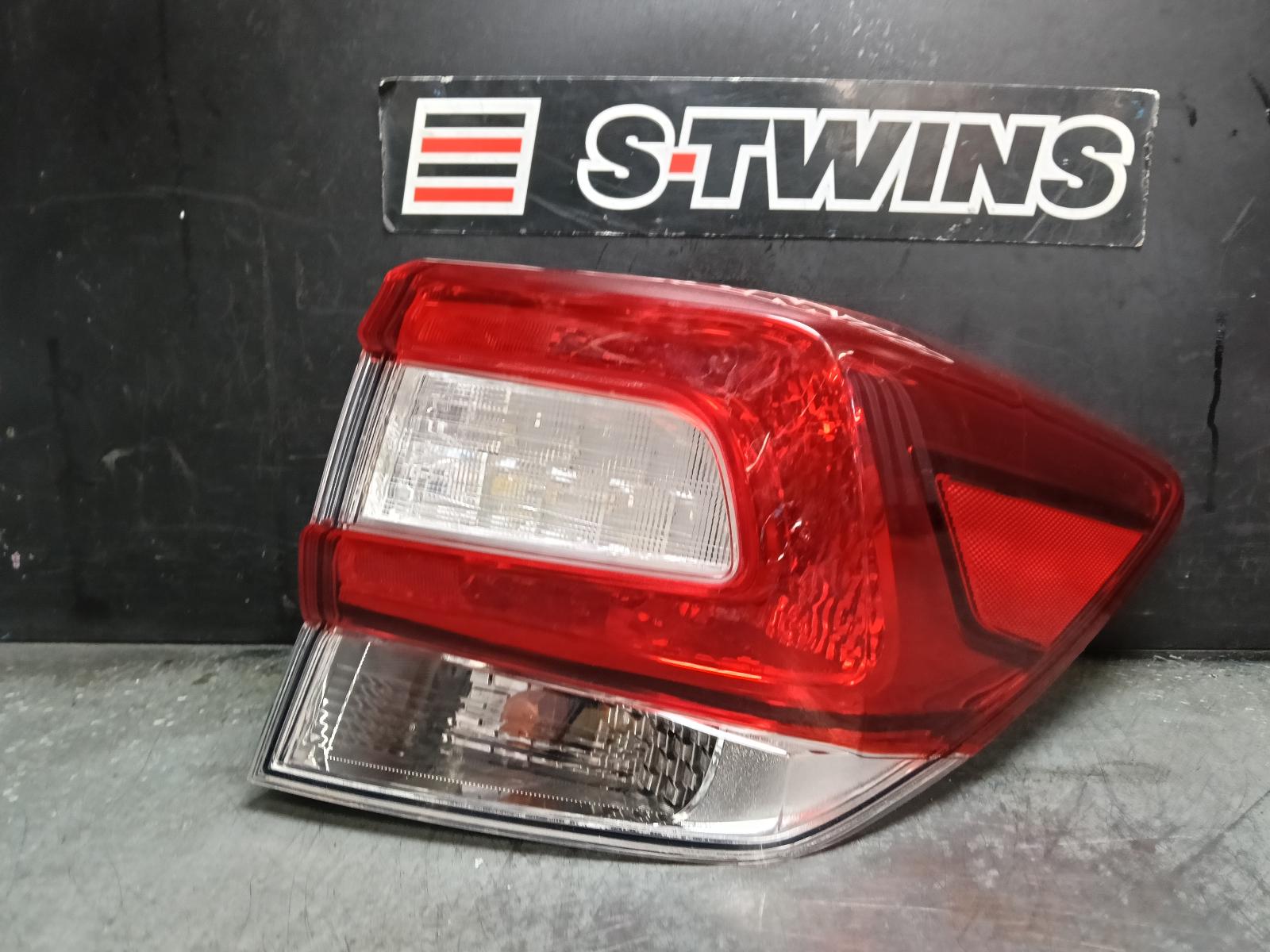 2018 SUBARU XV RIGHT TAILLIGHT W/ CHROME INSERT TYPE, G5X, 03/17-04/20 0000419982