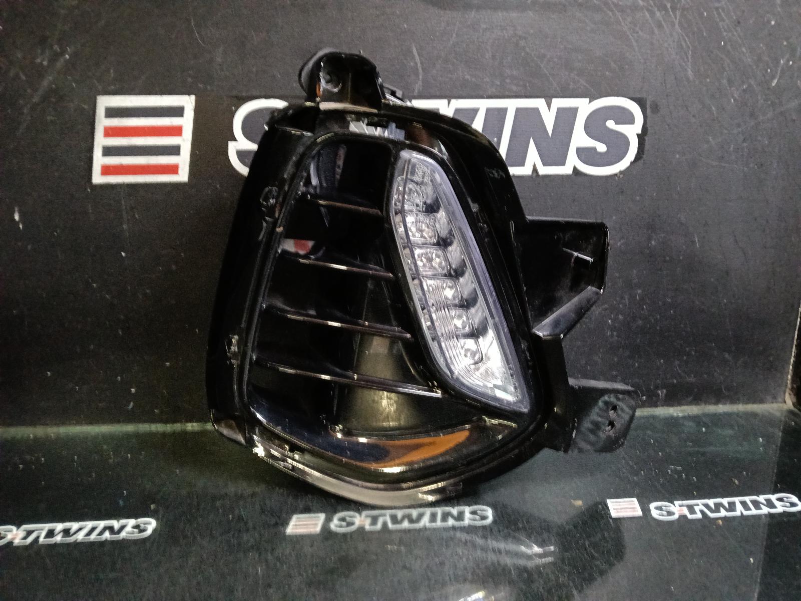 2018 HYUNDAI I30 RIGHT INDICATOR FOG SIDE DAYTIME RUNNING LAMP, W/ SINGLE LED TYPE (3 PIN PLUG), PD, HATCH (S. KOREA VIN KMHH), GO/ACTIVE/ELITE/SR, 03/17-07/20 0000420026