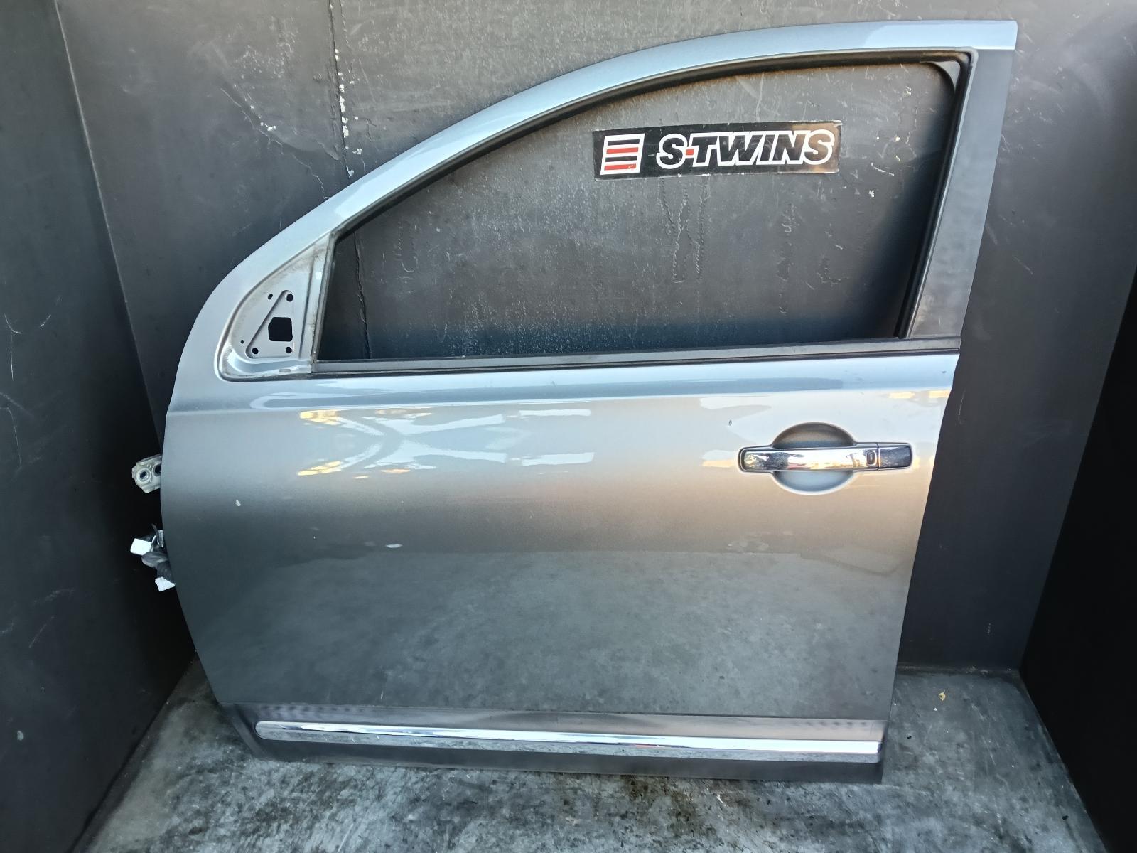 2014 NISSAN DUALIS LEFT FRONT DOOR J10, 5 SEATER TYPE, 10/07-05/14 0000420300