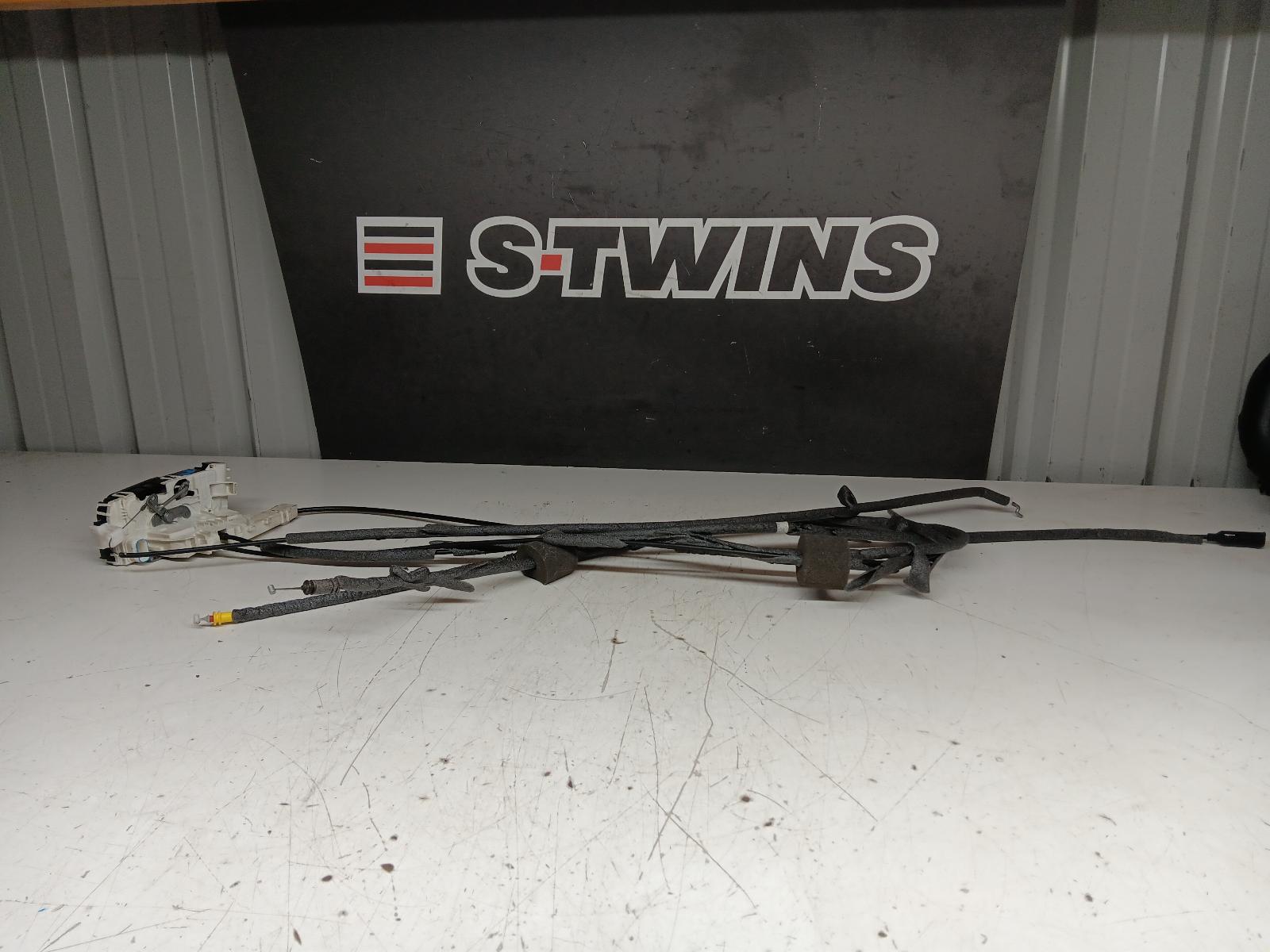 2016 MERCEDES SPRINTER DOOR BOOT GATE LOCK LEFT SLIDE DOOR LOCK, NCV3, 10/06-04/18 0000311856
