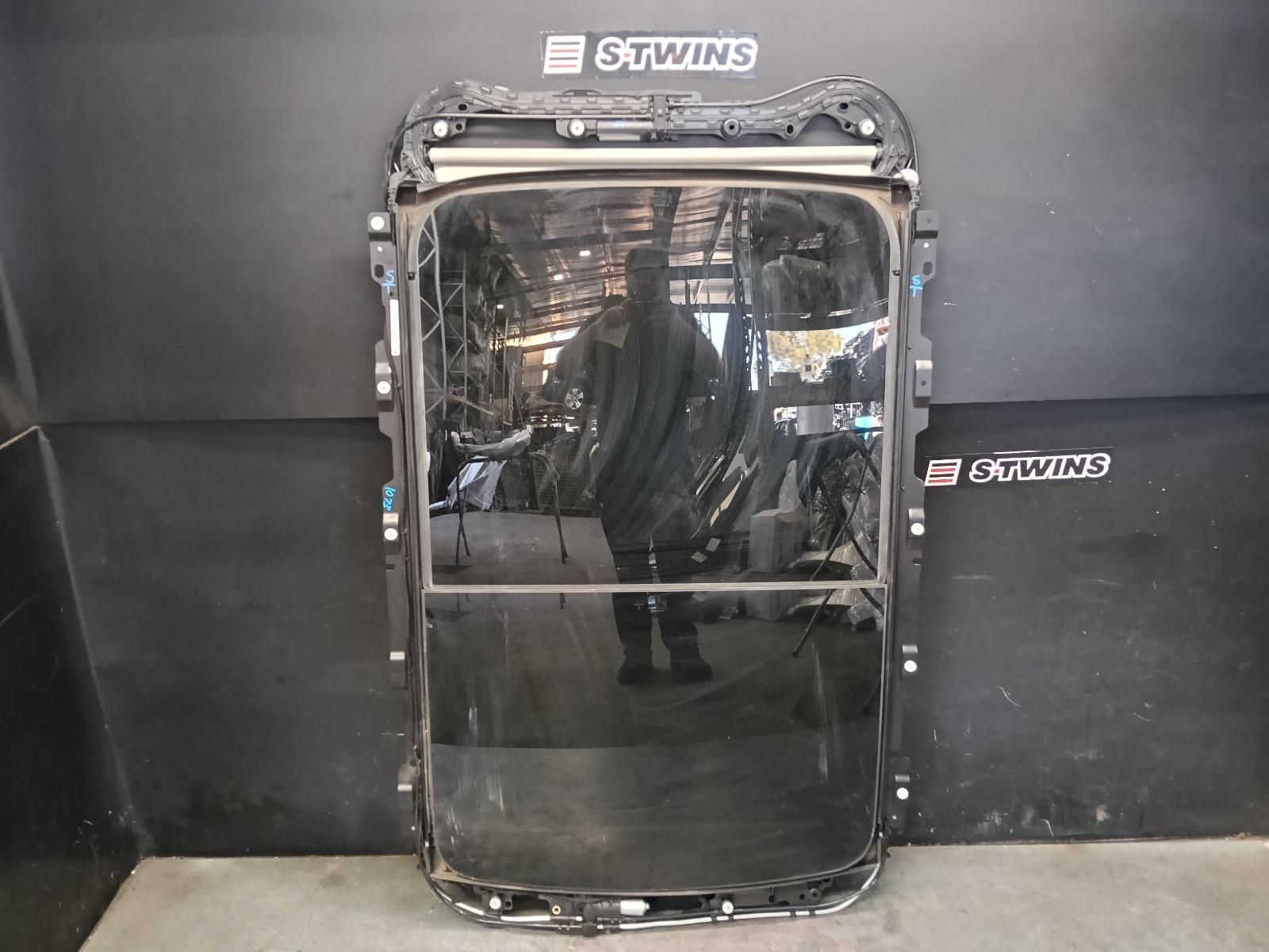 2018 VOLVO XC90 ROOF GLASS SUNROOF T Mk2, 04/15- 0000421586