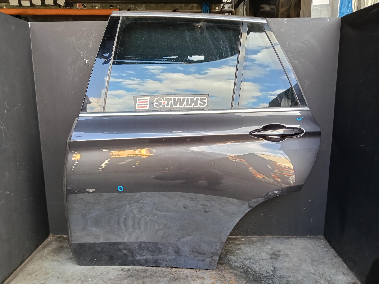 2017 BMW X5 LEFT REAR DOOR SLIDING F15, 09/13-07/18 0000422068