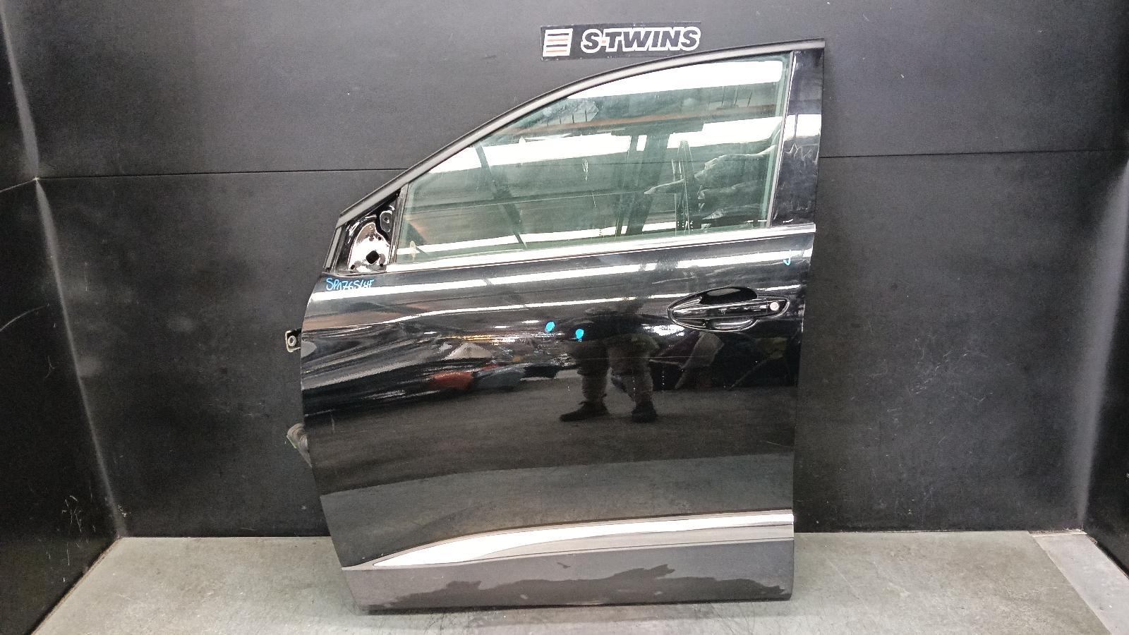 2018 PEUGEOT 5008 LEFT FRONT DOOR P87, 01/18-12/23 0000402771