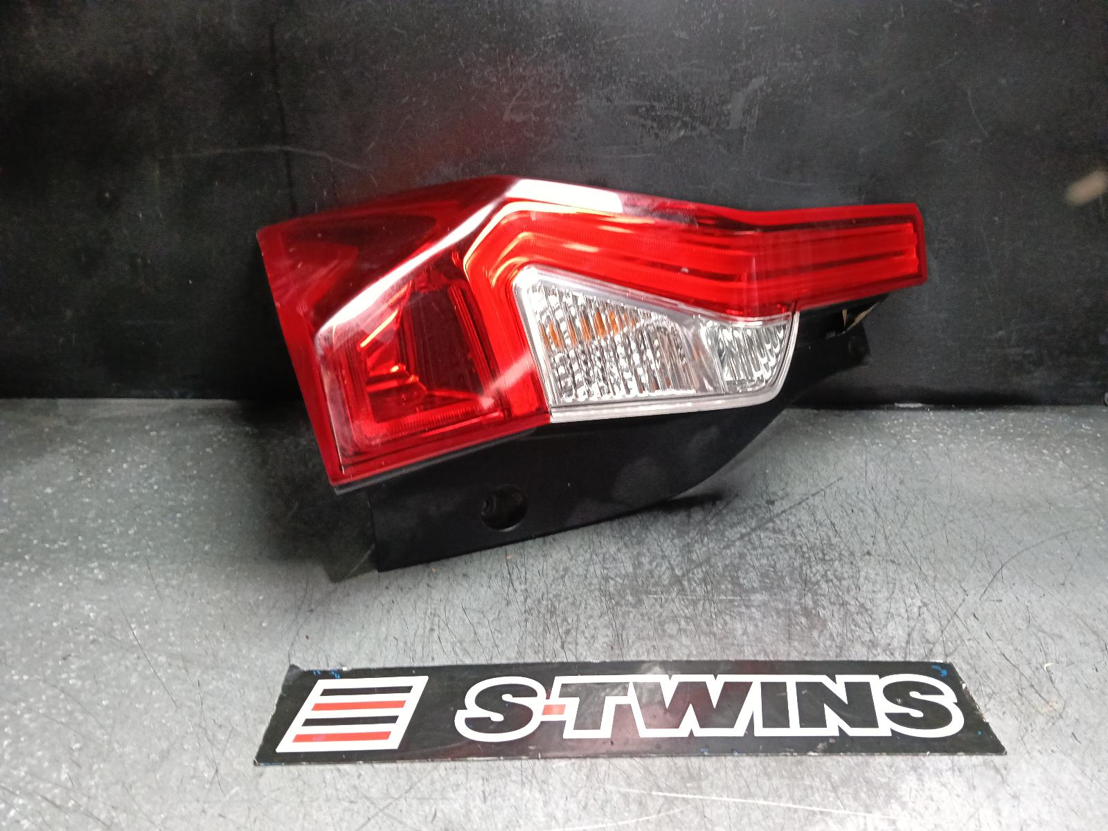 2019 MITSUBISHI PAJERO RIGHT TAILLIGHT PAJERO SPORT, QE, IN BODY, W/ LED TYPE, 10/15-10/19 0000404233