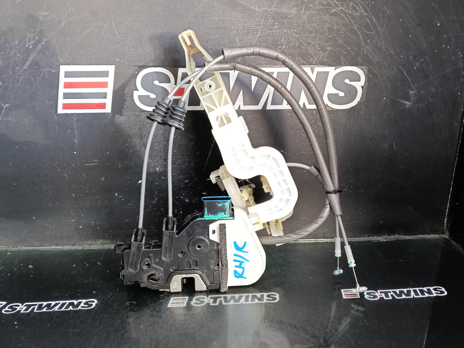 2017 HYUNDAI SANTA FE DOOR BOOT GATE LOCK RIGHT REAR DOOR LOCK, DM, 06/12-02/18 0000394182