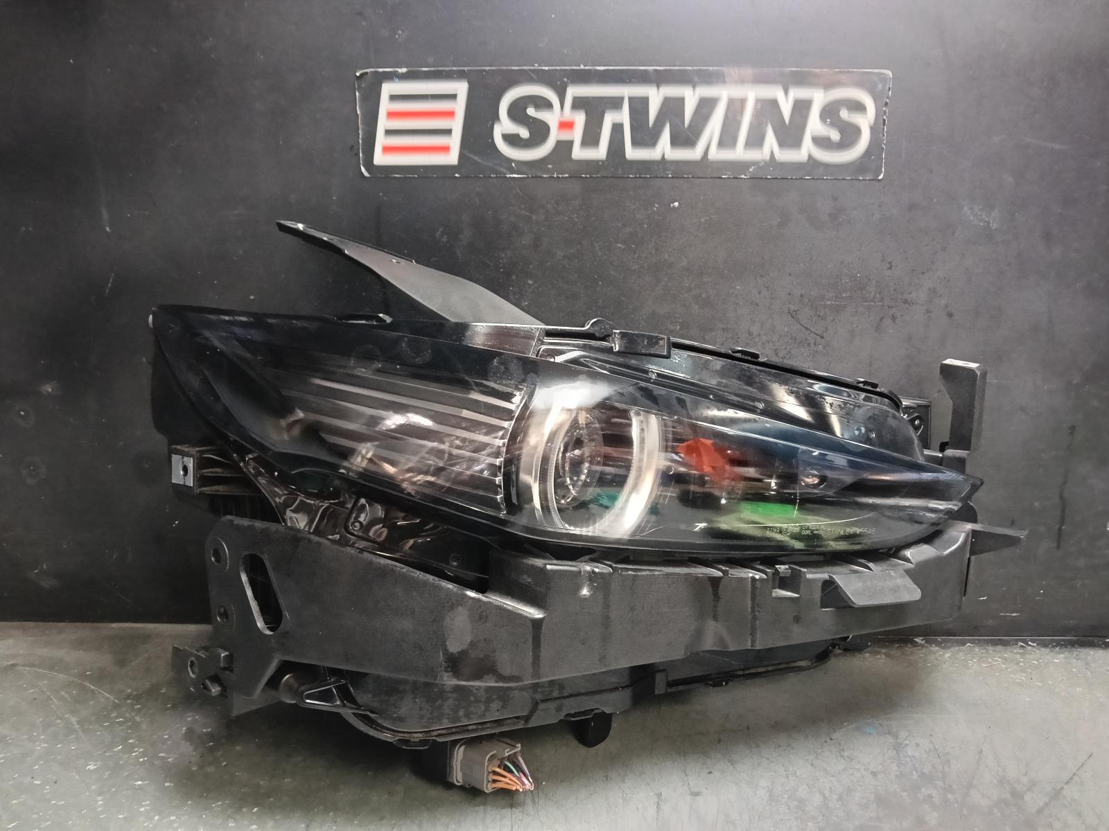2022 MAZDA CX30 RIGHT HEADLAMP DM, W/ LED, ADAPTIVE TYPE, 10/19- 0000416996