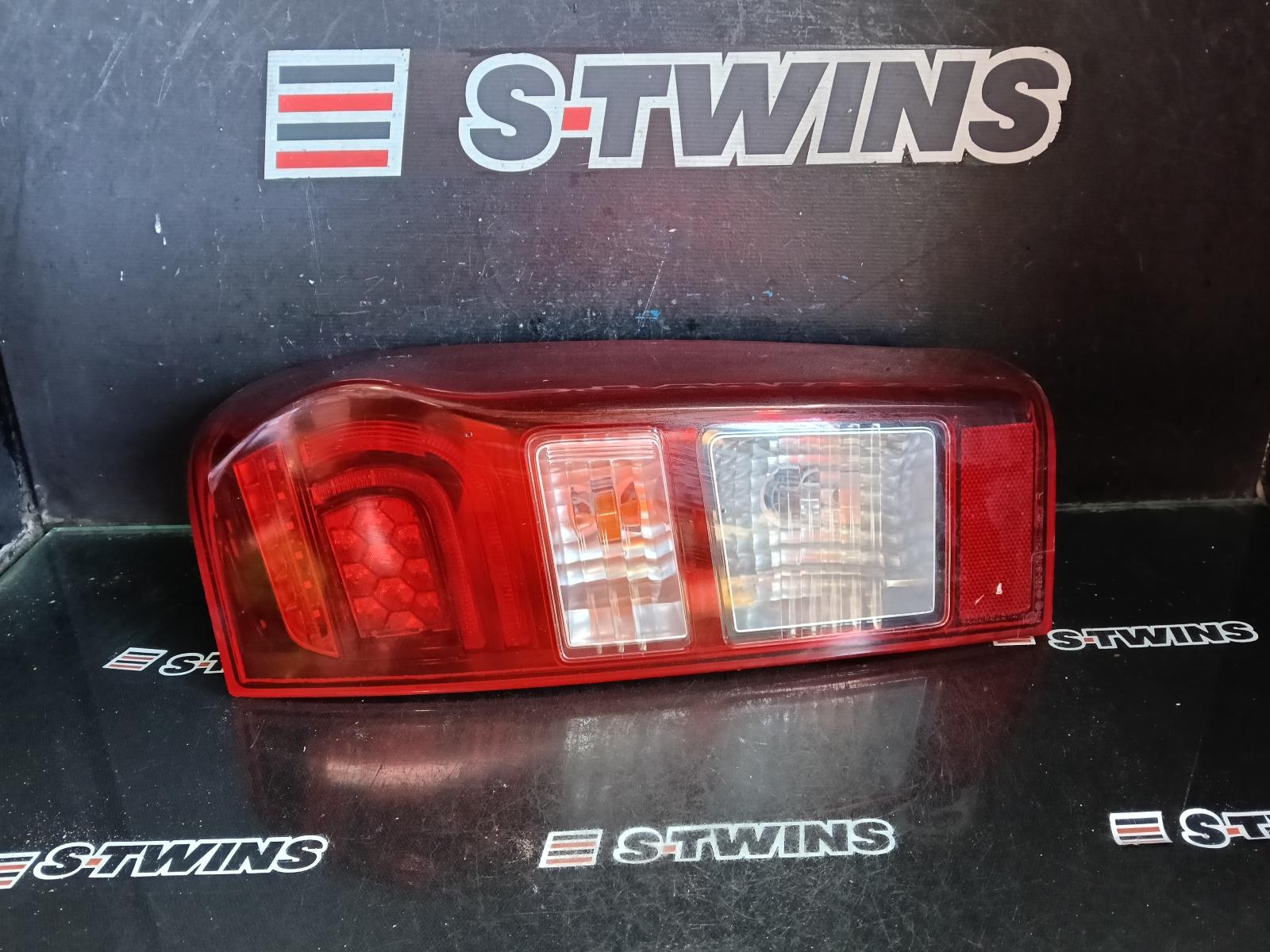 2014 ISUZU DMAX RIGHT TAILLIGHT RC, UTE (WELL BACK), LS/LS-U/LS-M, LED TYPE,TINTED, 05/12-02/15 0000422857