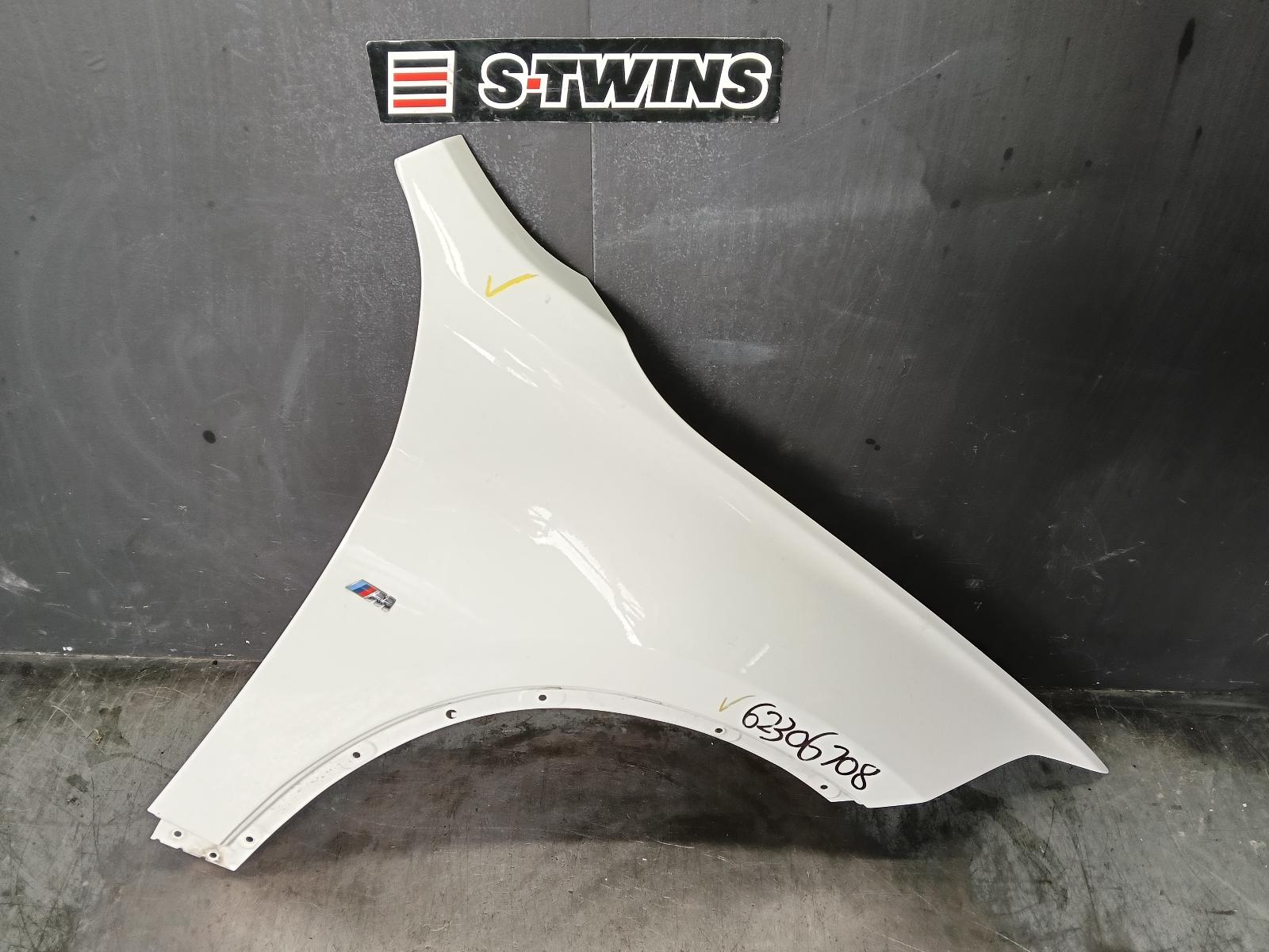 2018 BMW X1 RIGHT GUARD F48, 08/15-06/22 0000422747