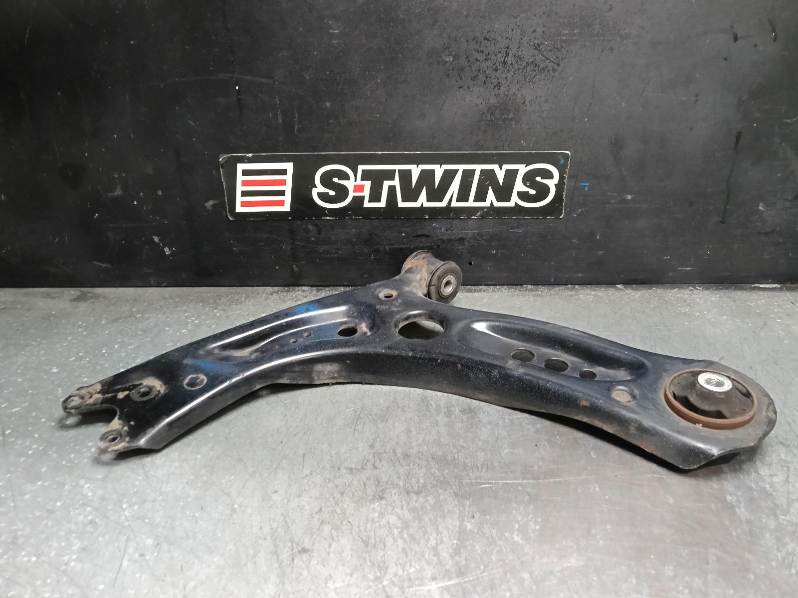 2017 AUDI A3 LEFT FRONT LOWER CONTROL ARM 8V, A3/S3, SEDAN/HATCH/CABRIO, 03/13-10/20 0000423165