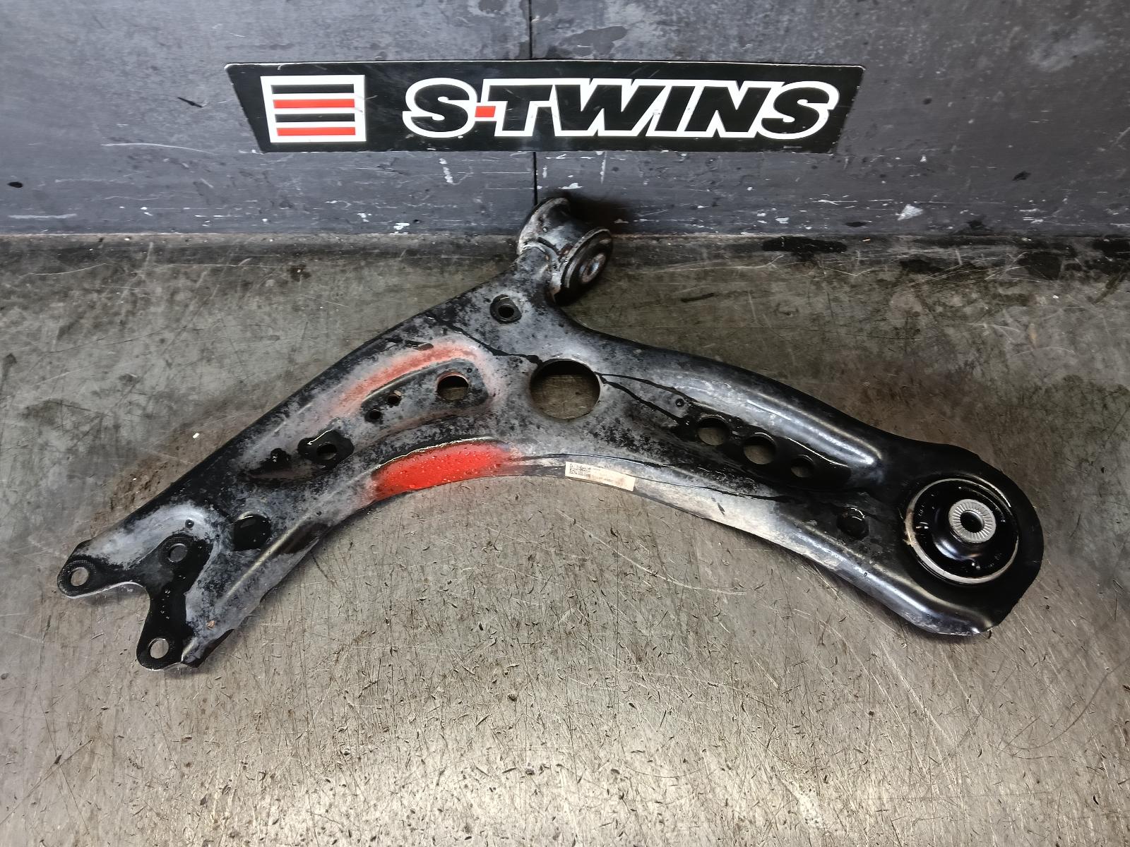 2016 AUDI A3 LEFT FRONT LOWER CONTROL ARM 8V, A3/S3, SEDAN/HATCH/CABRIO, 03/13-10/20 0000423253