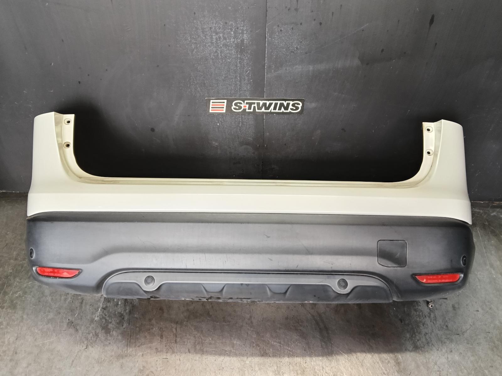 2015 NISSAN QASHQAI REAR BUMPER J11, Ti/TL, W/ PARK SENSOR TYPE, 12/13-06/17 0000423556