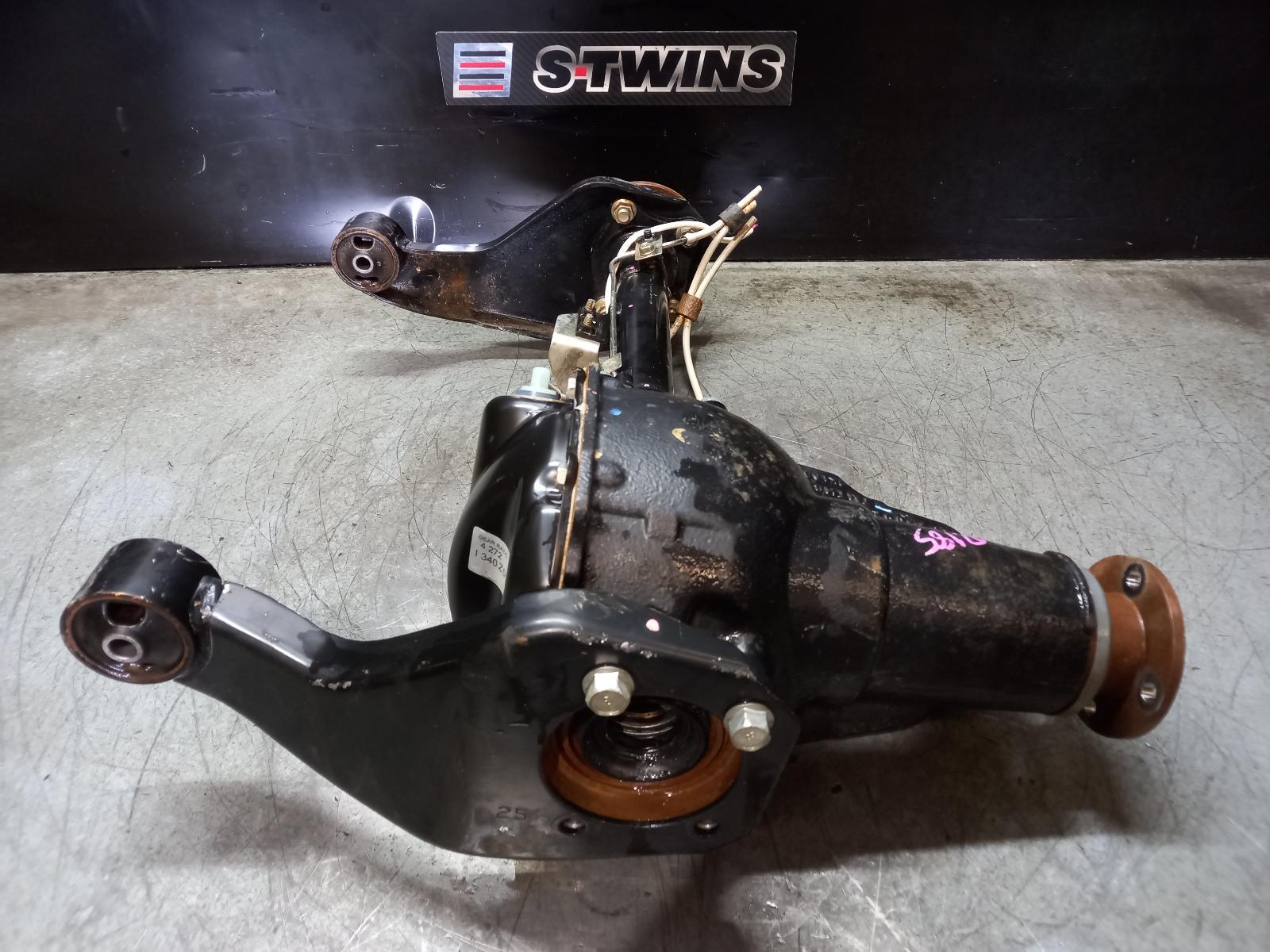 2021 MITSUBISHI TRITON DIFFERENTIAL CENTRE FRONT, 2.4, DIESEL, AUTO T/M, MR, 4.272 RATIO, 11/18-10/23 0000298316