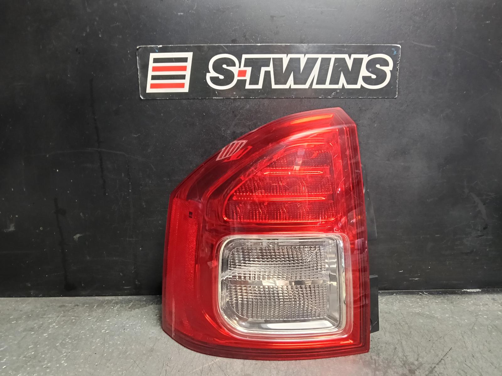 2013 JEEP COMPASS LEFT TAILLIGHT IN BODY, MK, LED TYPE, 07/11-06/13 0000411195