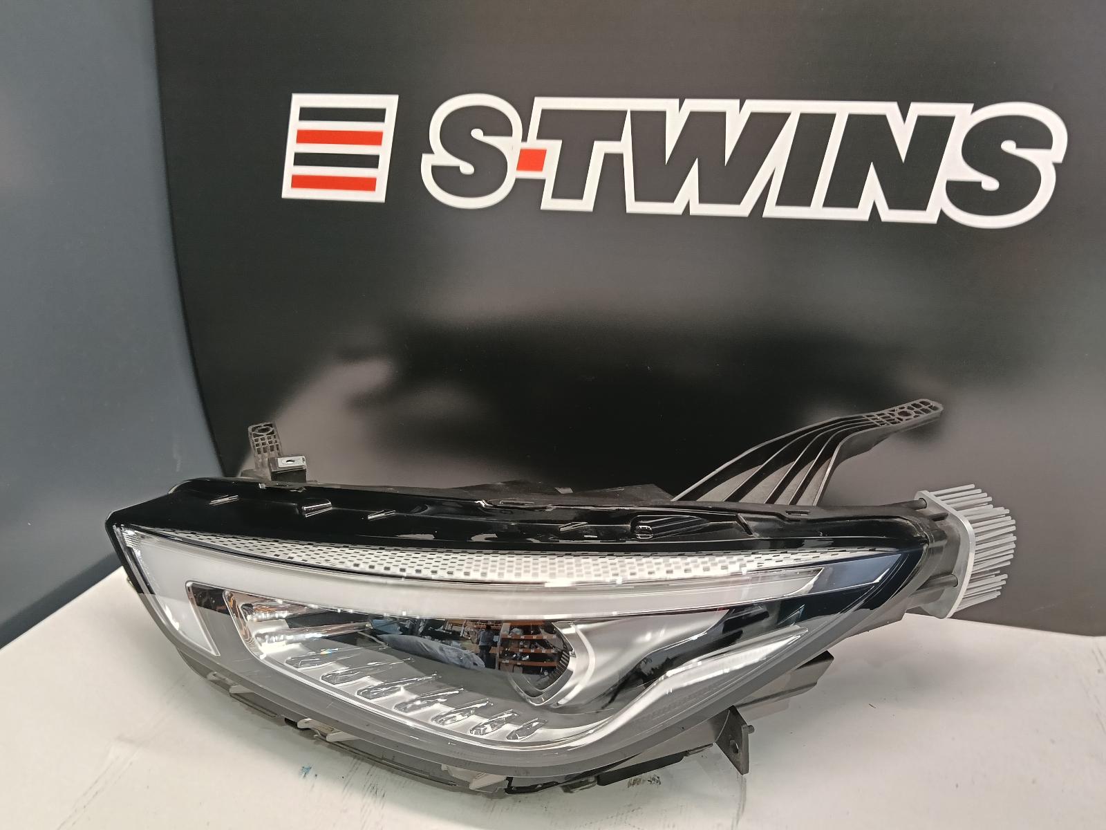 2022 MG ZS LEFT HEADLAMP AZS1, ZST TYPE, LED TYPE, 01/20- 0000379106