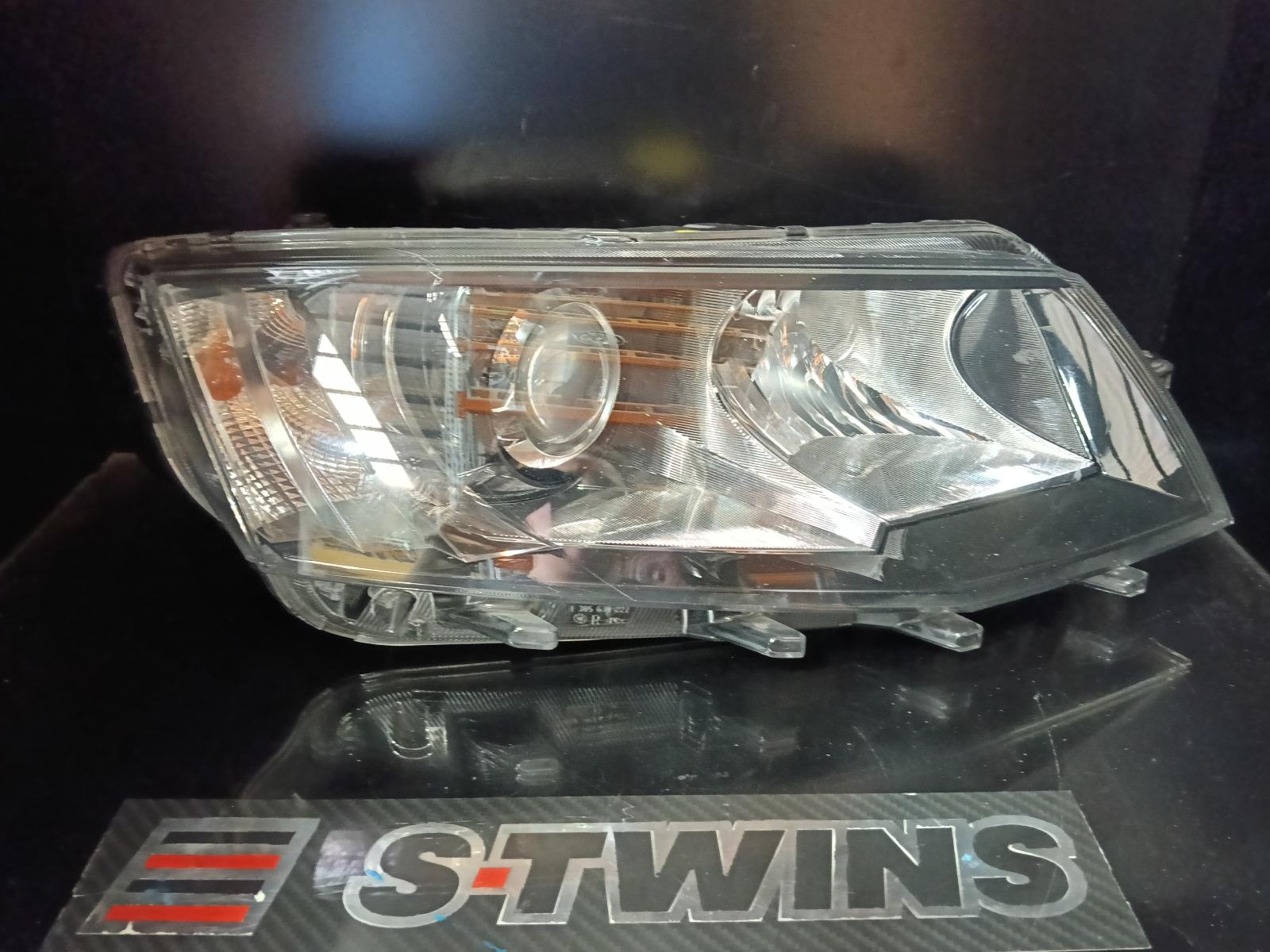2015 SKODA OCTAVIA RIGHT HEADLAMP NE, XENON TYPE, NON DAYTIME RUNNING LAMP, 09/13-02/17 0000386519