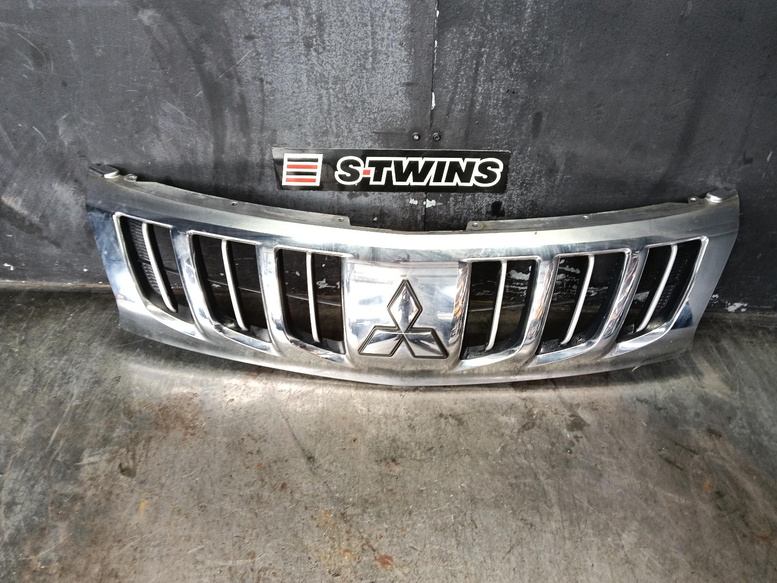 2016 MITSUBISHI TRITON GRILLE RADIATOR GRILLE, MQ, CHROME, 03/15-10/18 0000396469