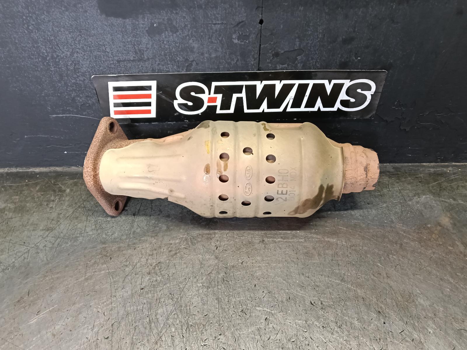 2017 HYUNDAI TUCSON CATALYTIC CONVERTER UNDER CAR-CAT TYPE, 2.0, G4NC, PETROL, TL, 06/15-01/21 0000416693