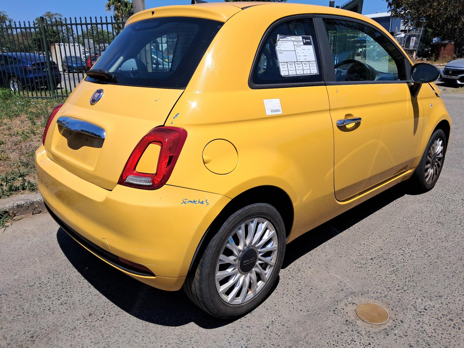 2016 FIAT 500 SUNVISOR PAIR, 03/08