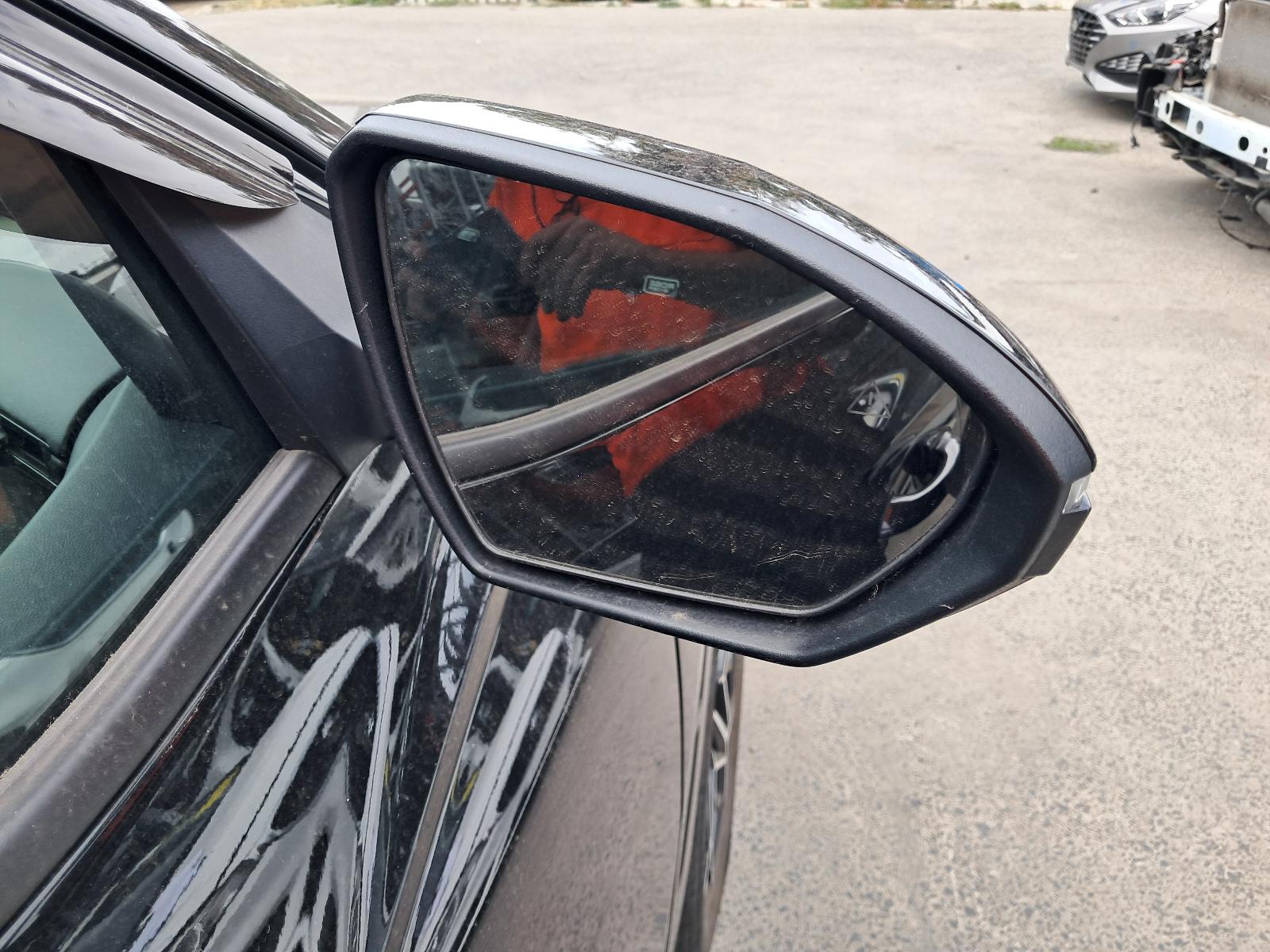 Gallery image 12