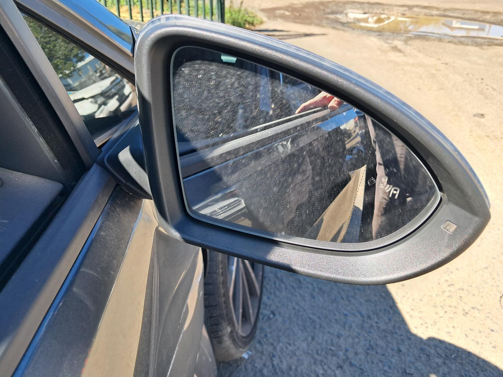 Gallery image 14
