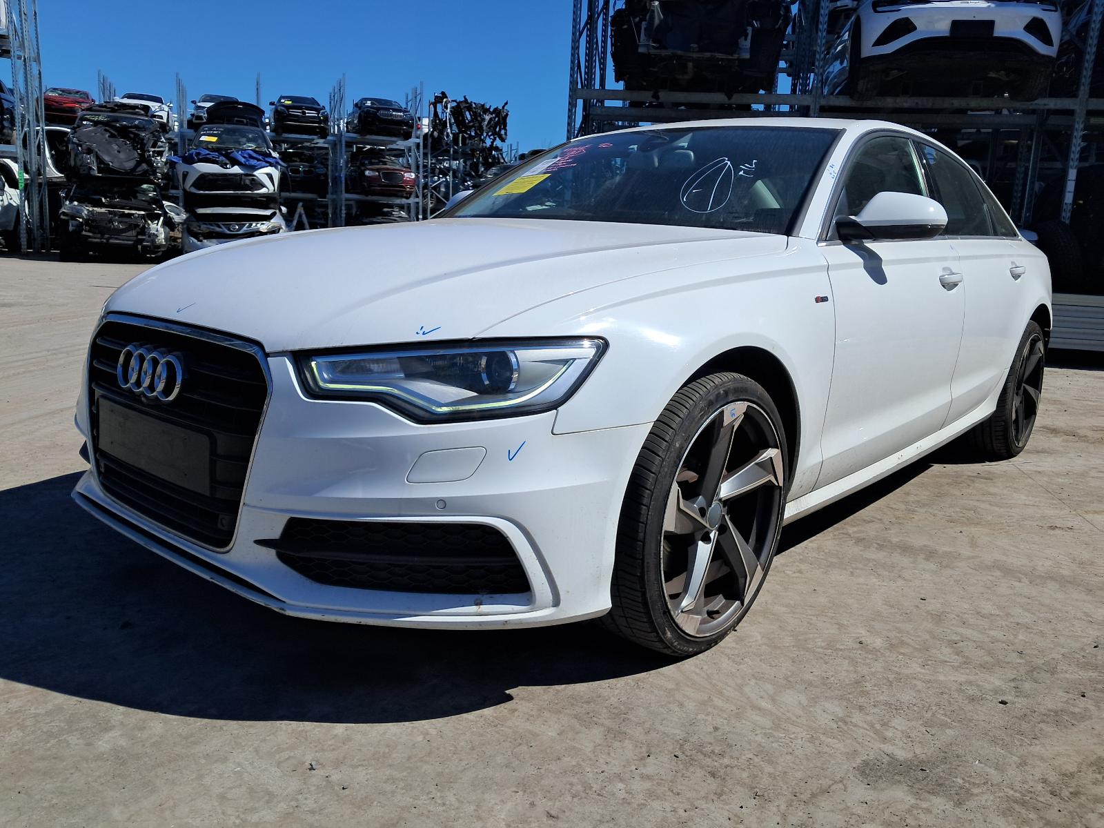 2013 AUDI A6 RIGHT GUARD 4G/C7, SEDAN, 04/11-06/18
