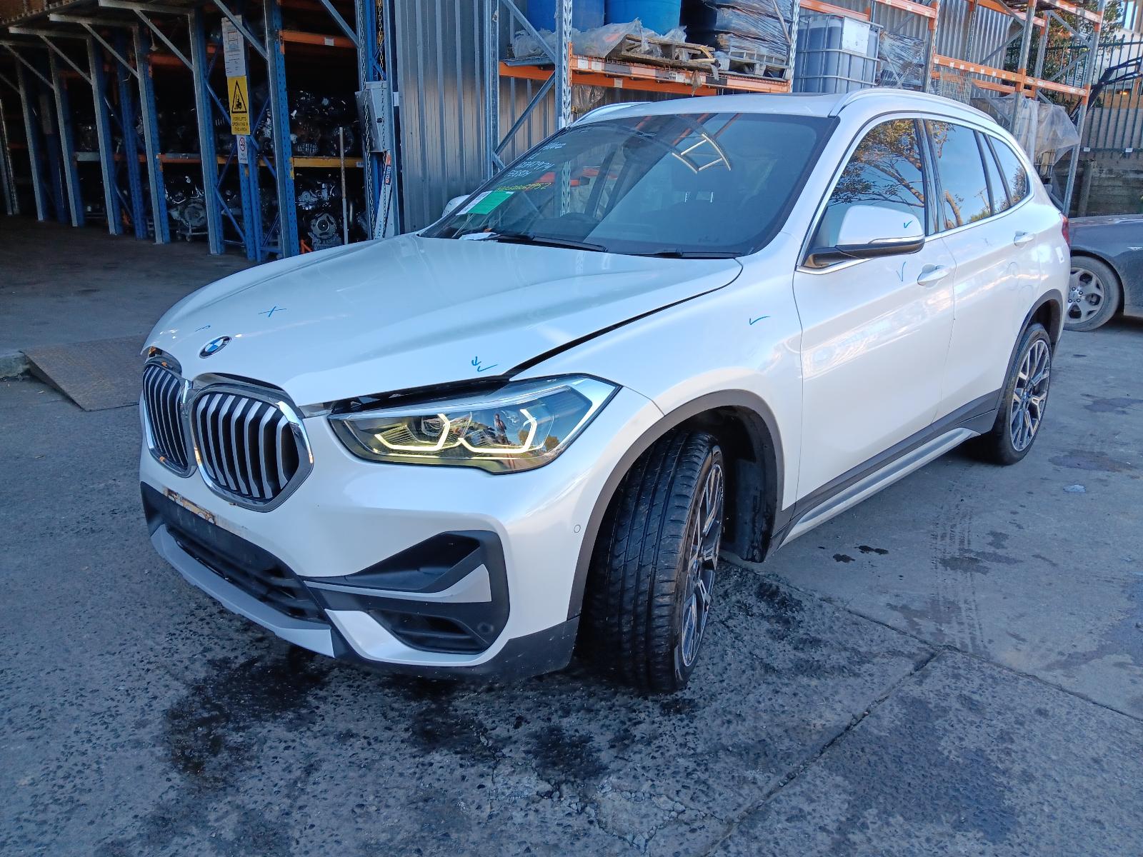 2019 BMW X1 LEFT FRONT WINDOW REG MOTOR F48, 08/15-06/22