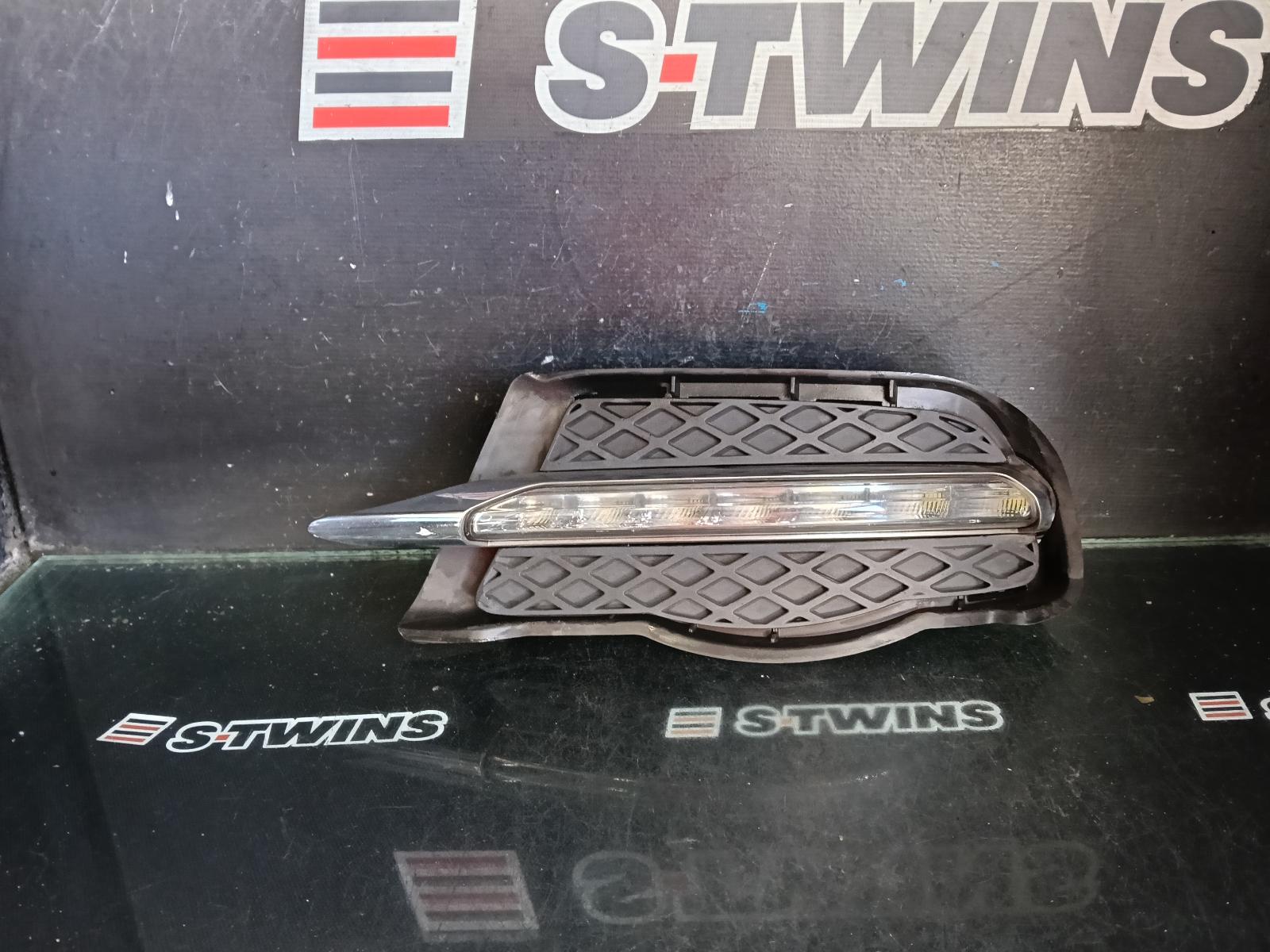 2010 MERCEDES C CLASS DAYTIME RUNNING LAMP, W204/S204, 05/10-02/11 0000423802