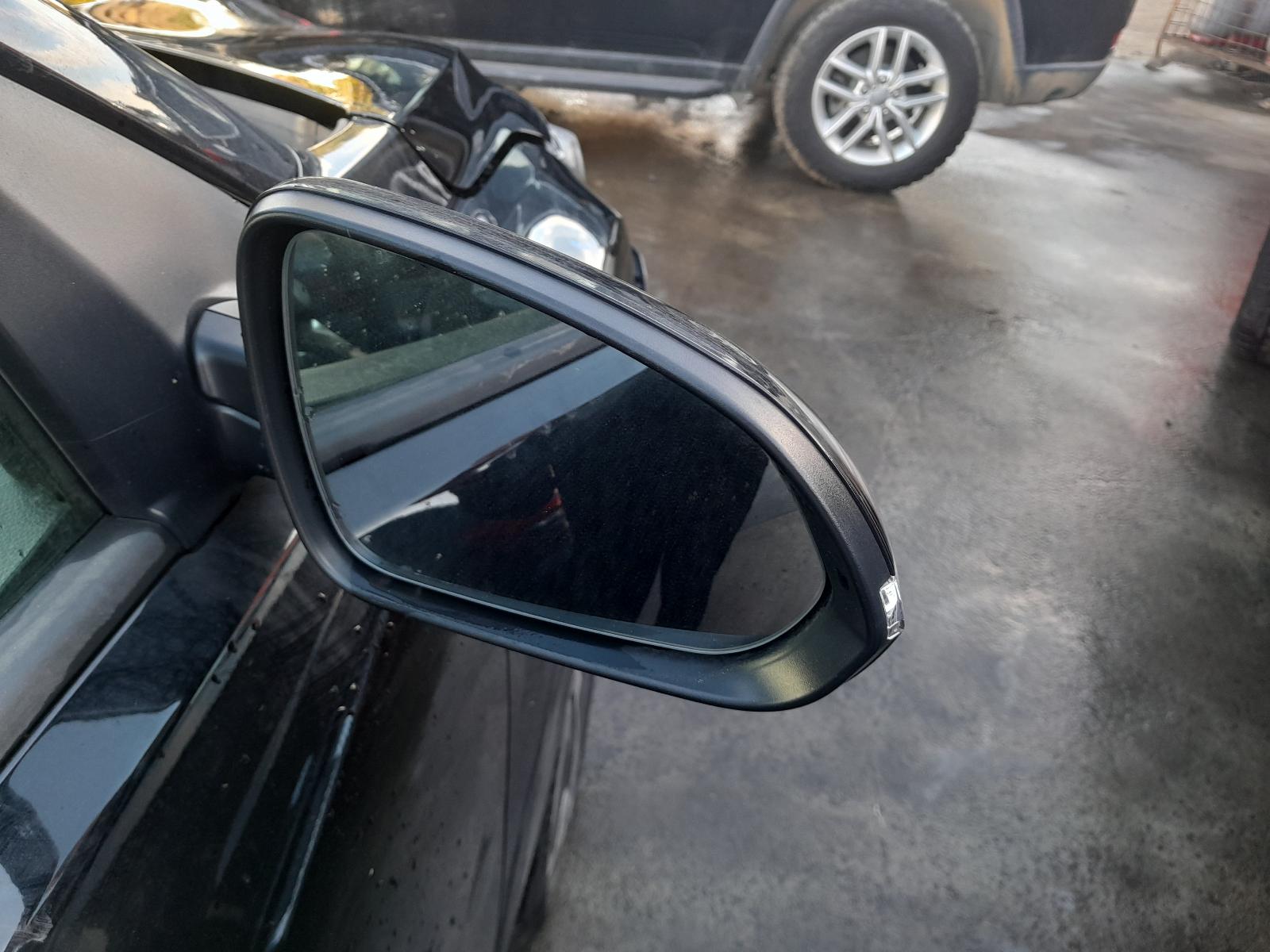 Gallery image 12