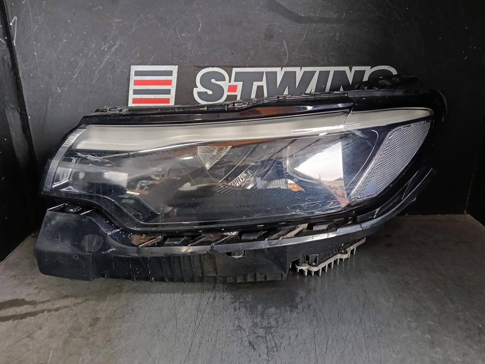 2021 JEEP COMPASS LEFT HEADLAMP M6, W/ LED, PROJECTOR TYPE, 04/21